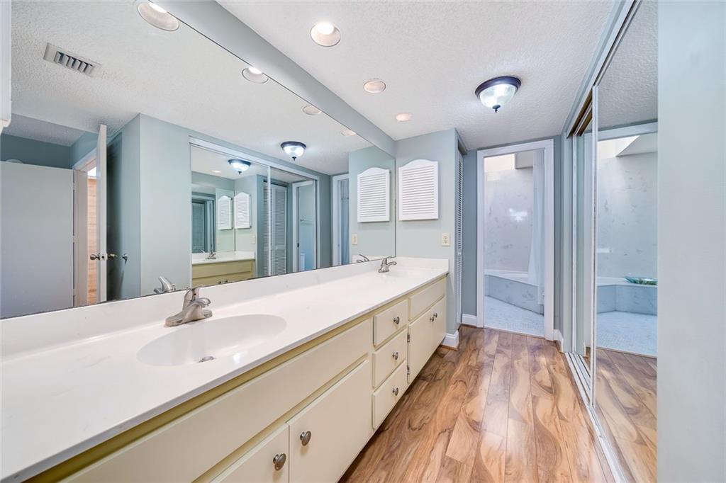 Ironwedge - Residential