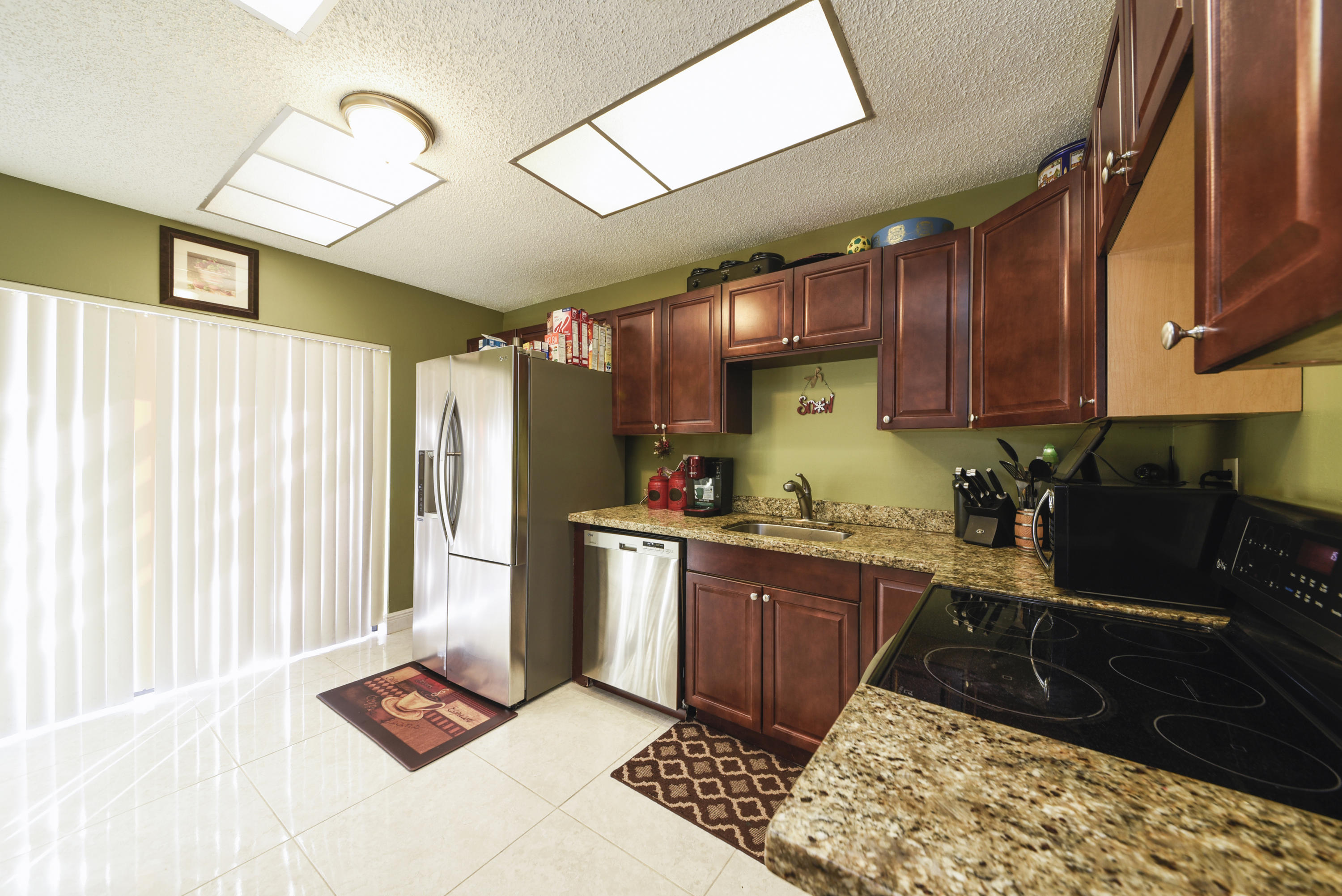 BROOKWOOD GARDENS - Residential