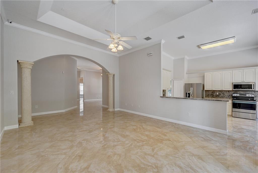 Nautica 164-36 B - Residential