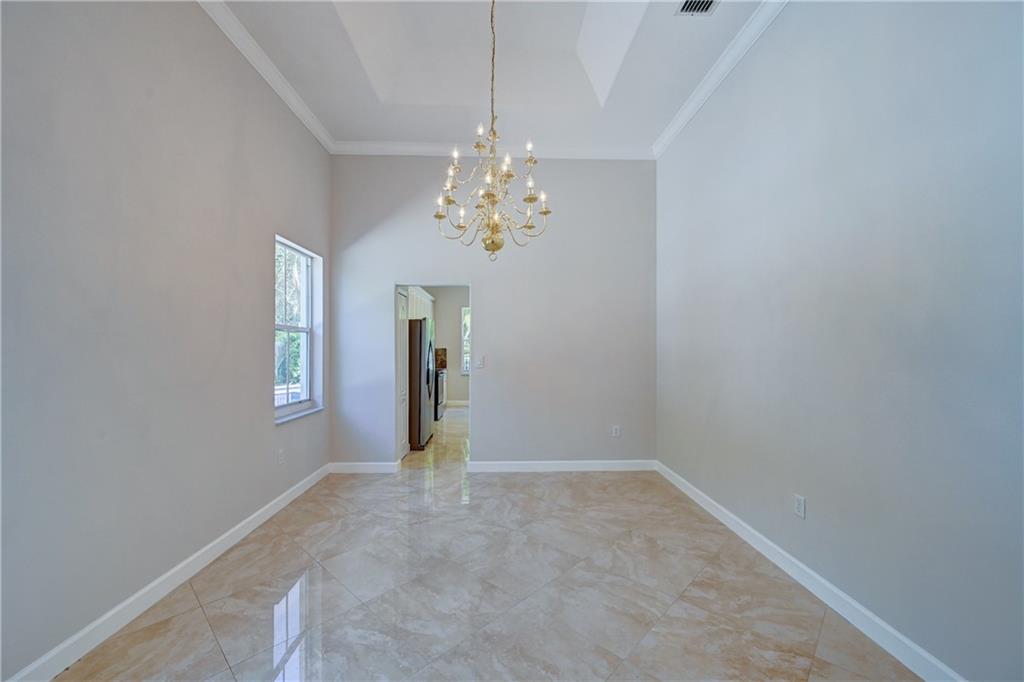 Nautica 164-36 B - Residential