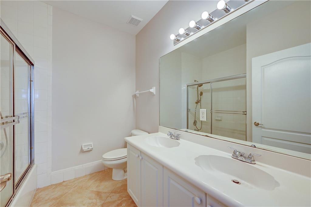 Nautica 164-36 B - Residential