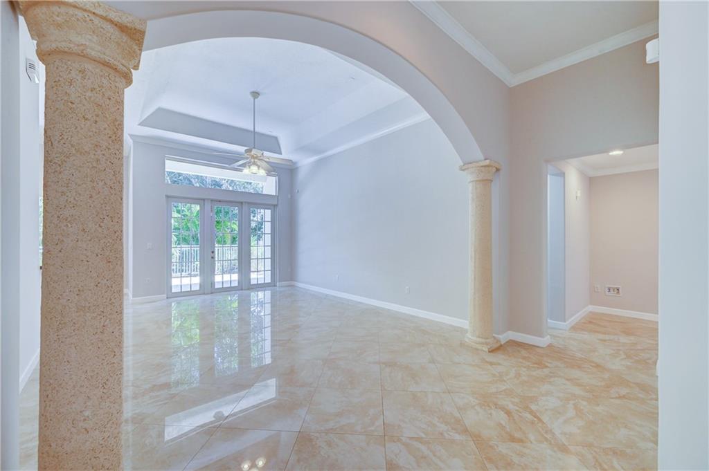 Nautica 164-36 B - Residential