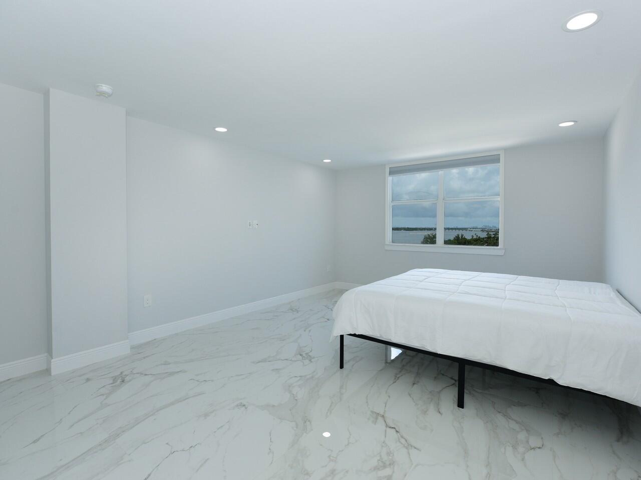 PATRICIAN OF PALM BEACH CONDO - Residential