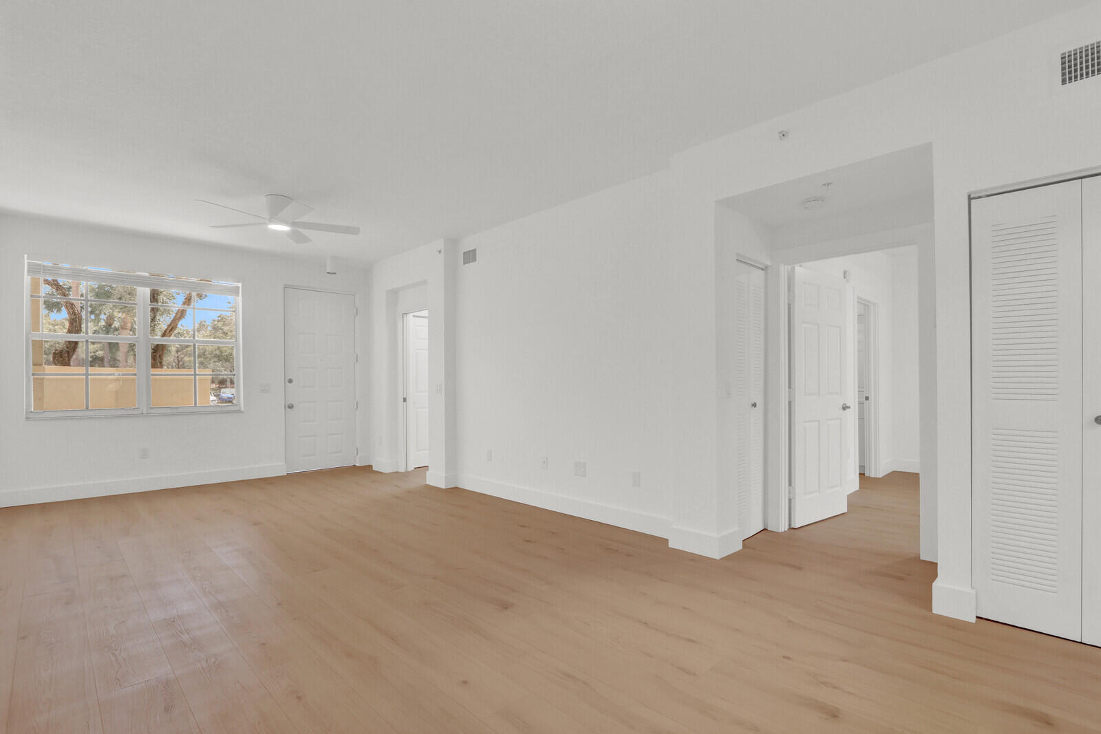 VILLAGE AT ABACOA CONDO - Residential Lease