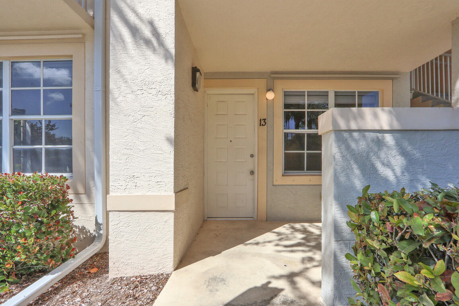 VILLAGE AT ABACOA CONDO - Residential Lease