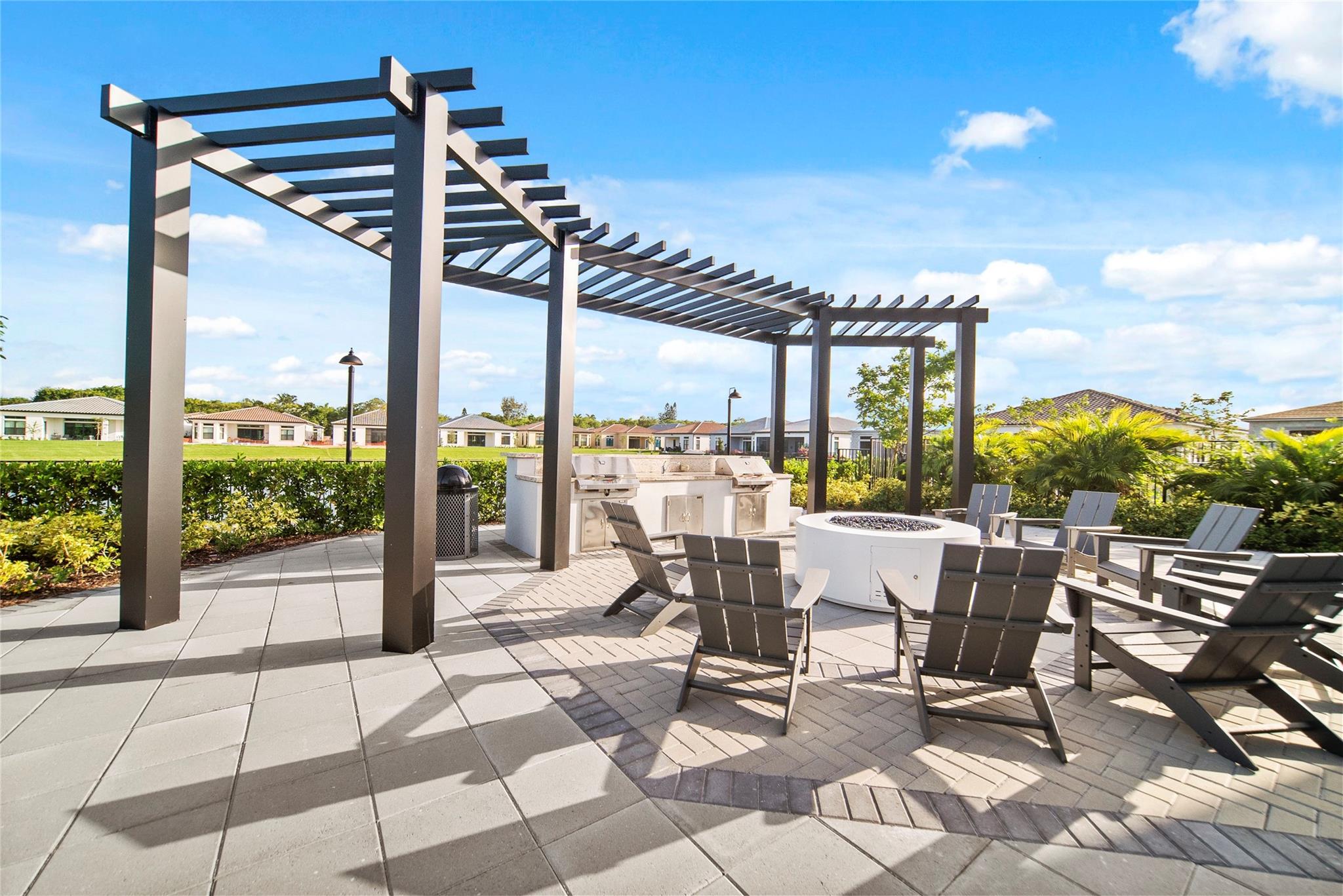 The Falls at Parkland - Residential