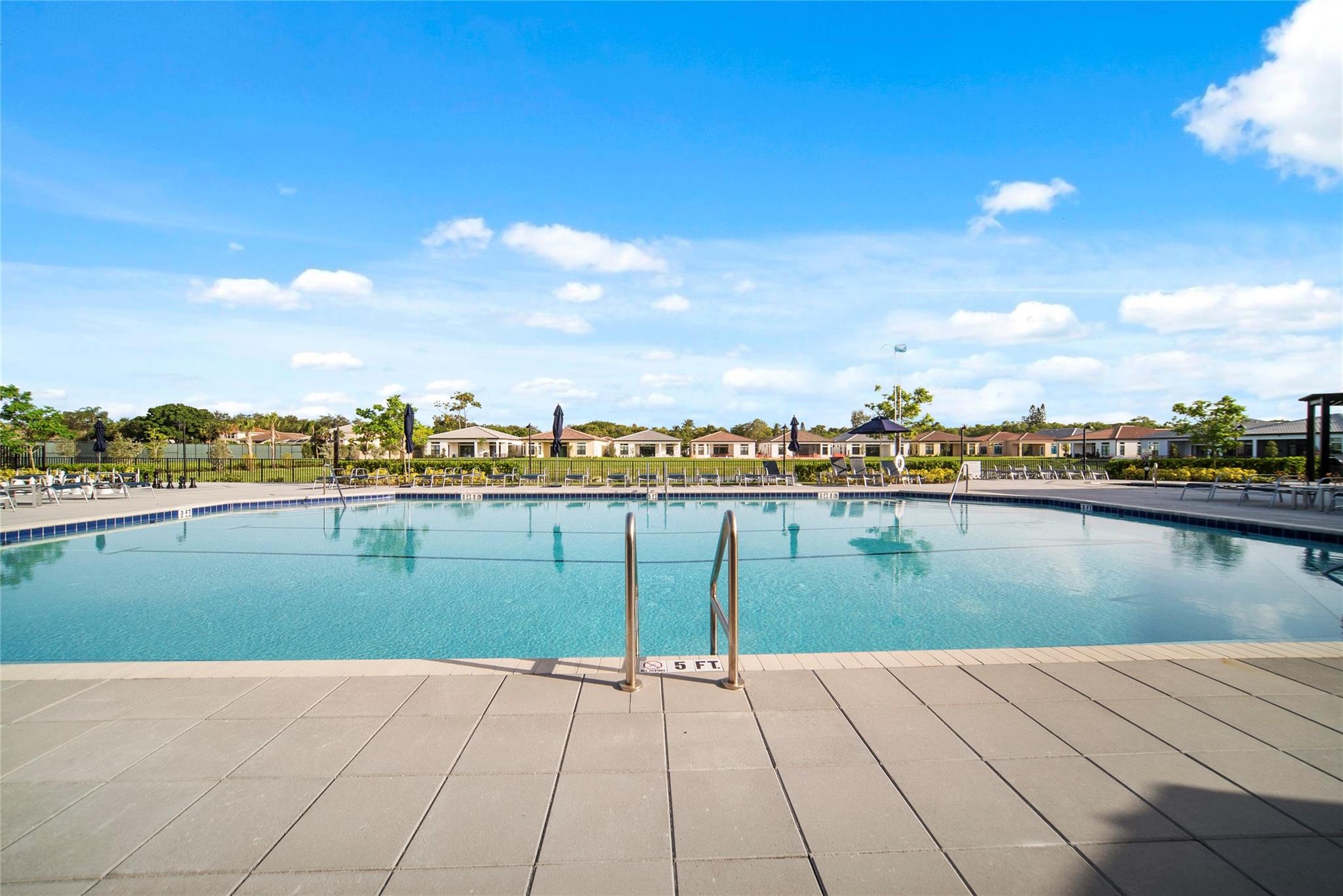 The Falls at Parkland - Residential