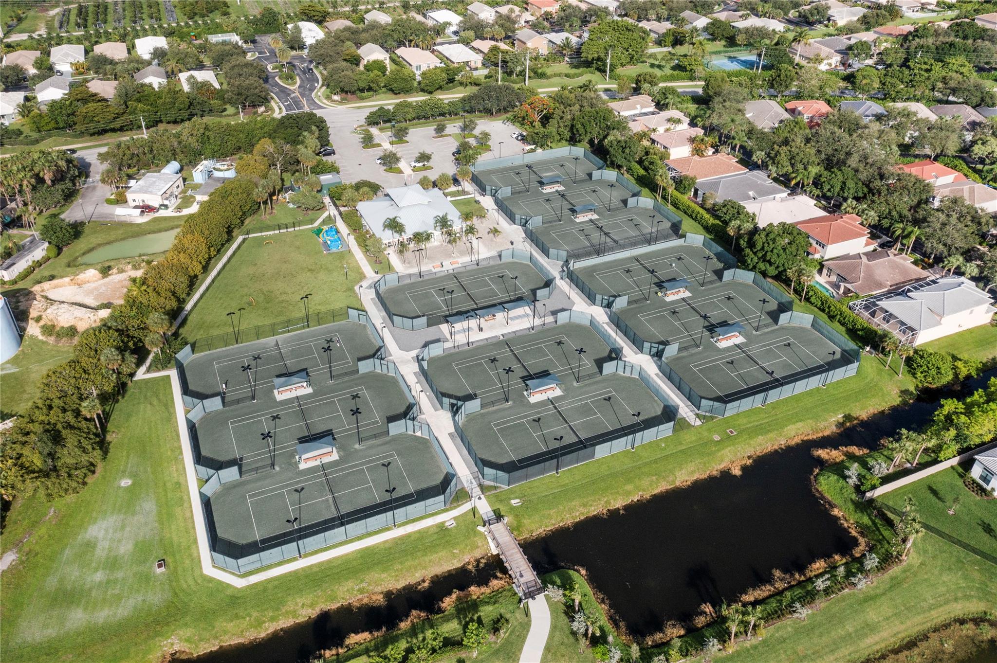 The Falls at Parkland - Residential