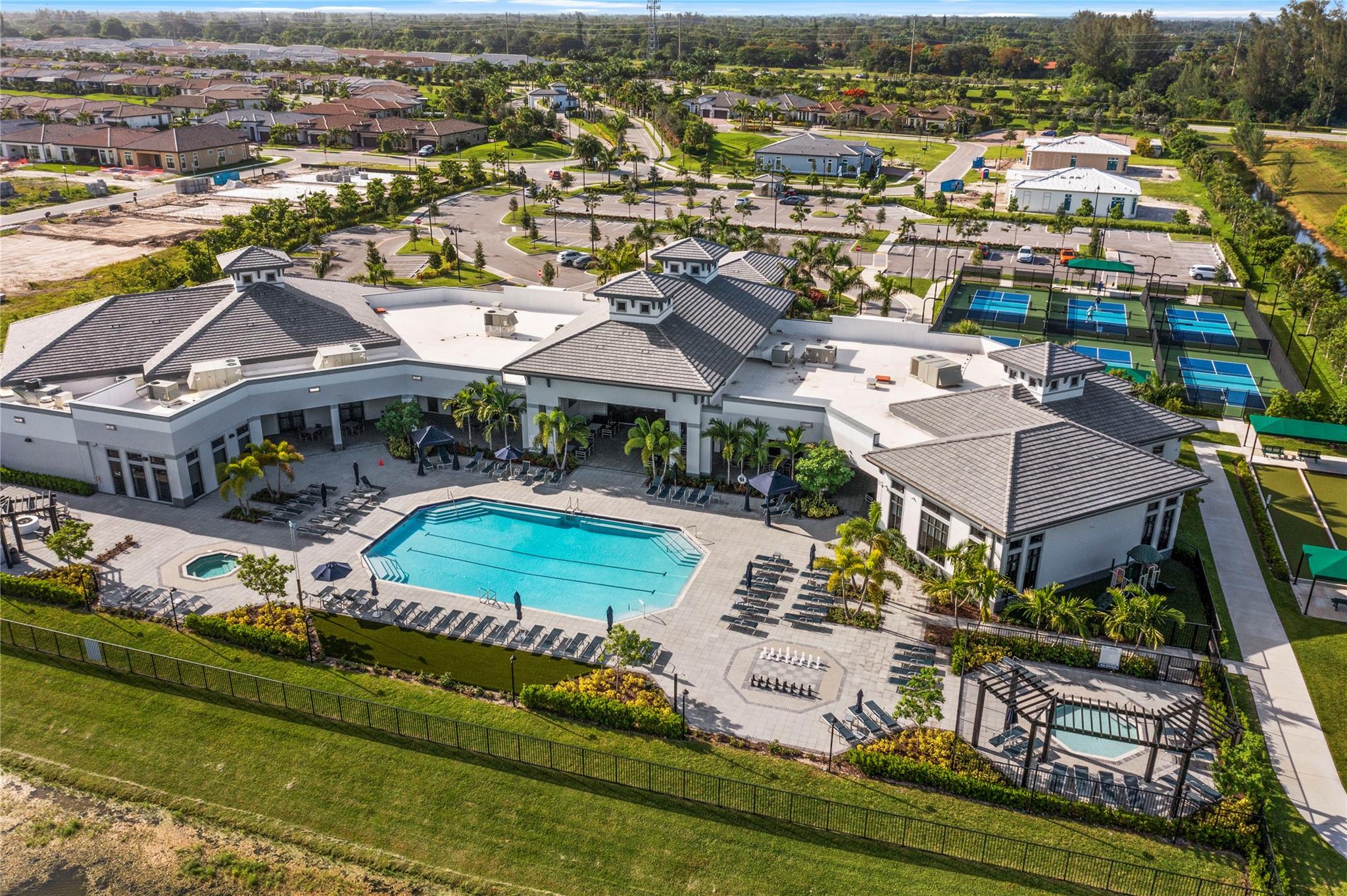 The Falls at Parkland - Residential