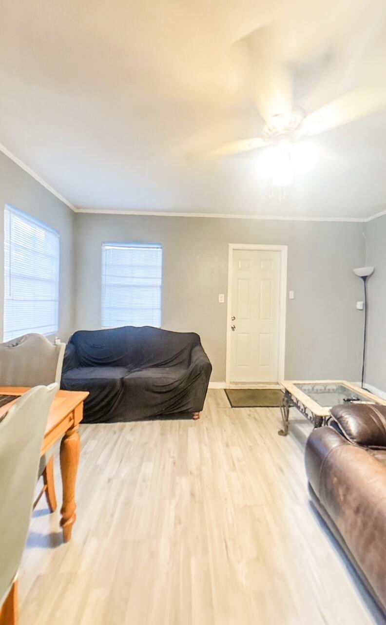 219 W 27th Street
