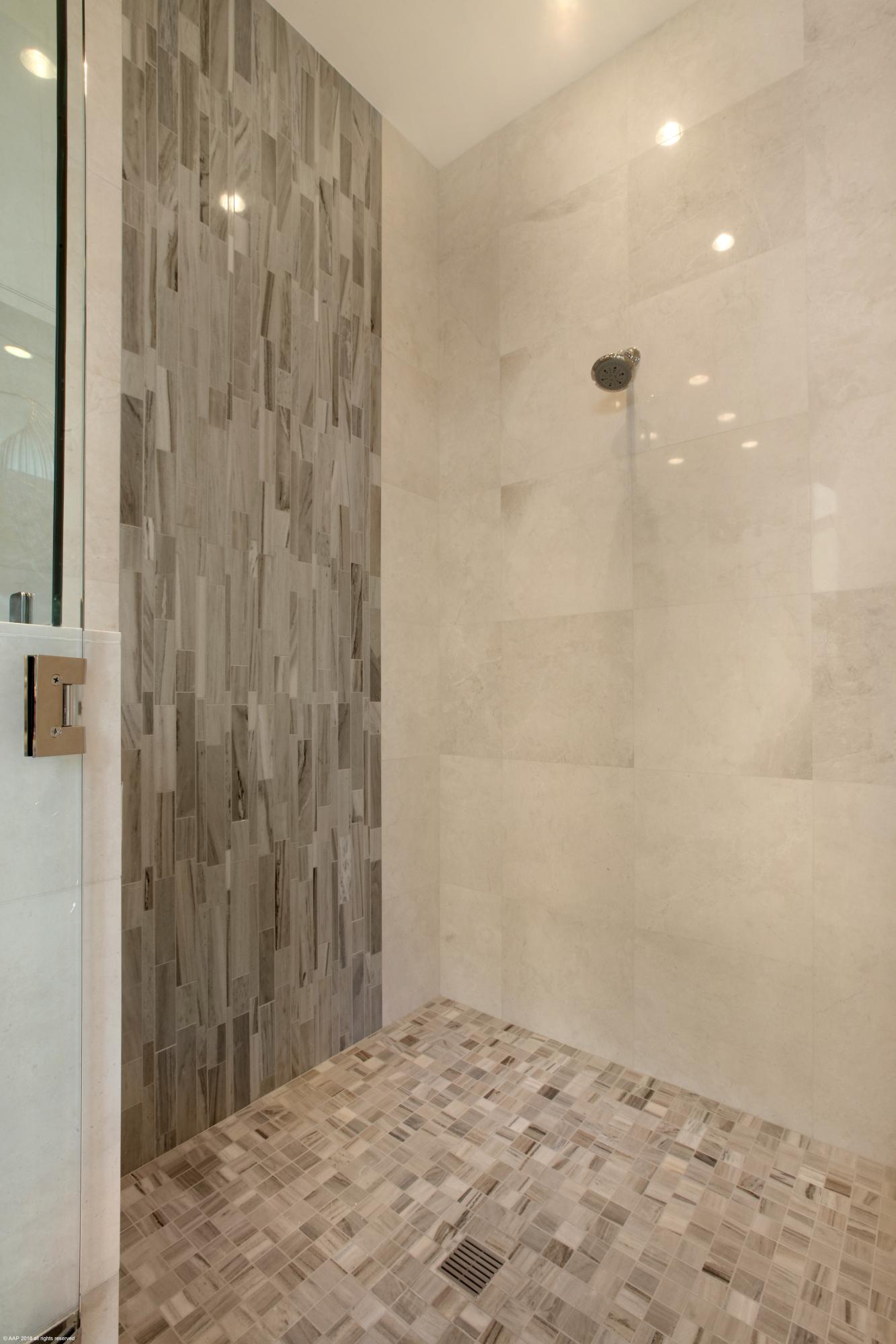 OLD PALM - Residential