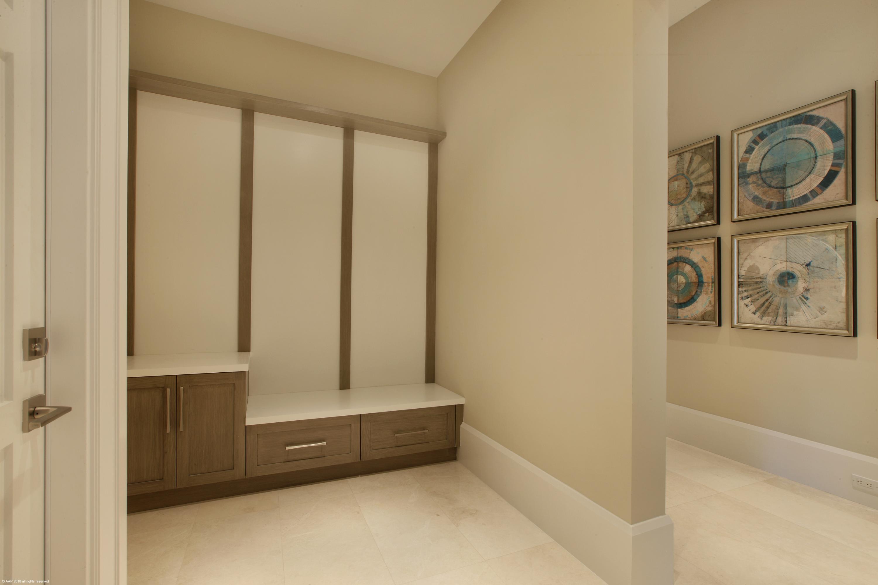 OLD PALM - Residential