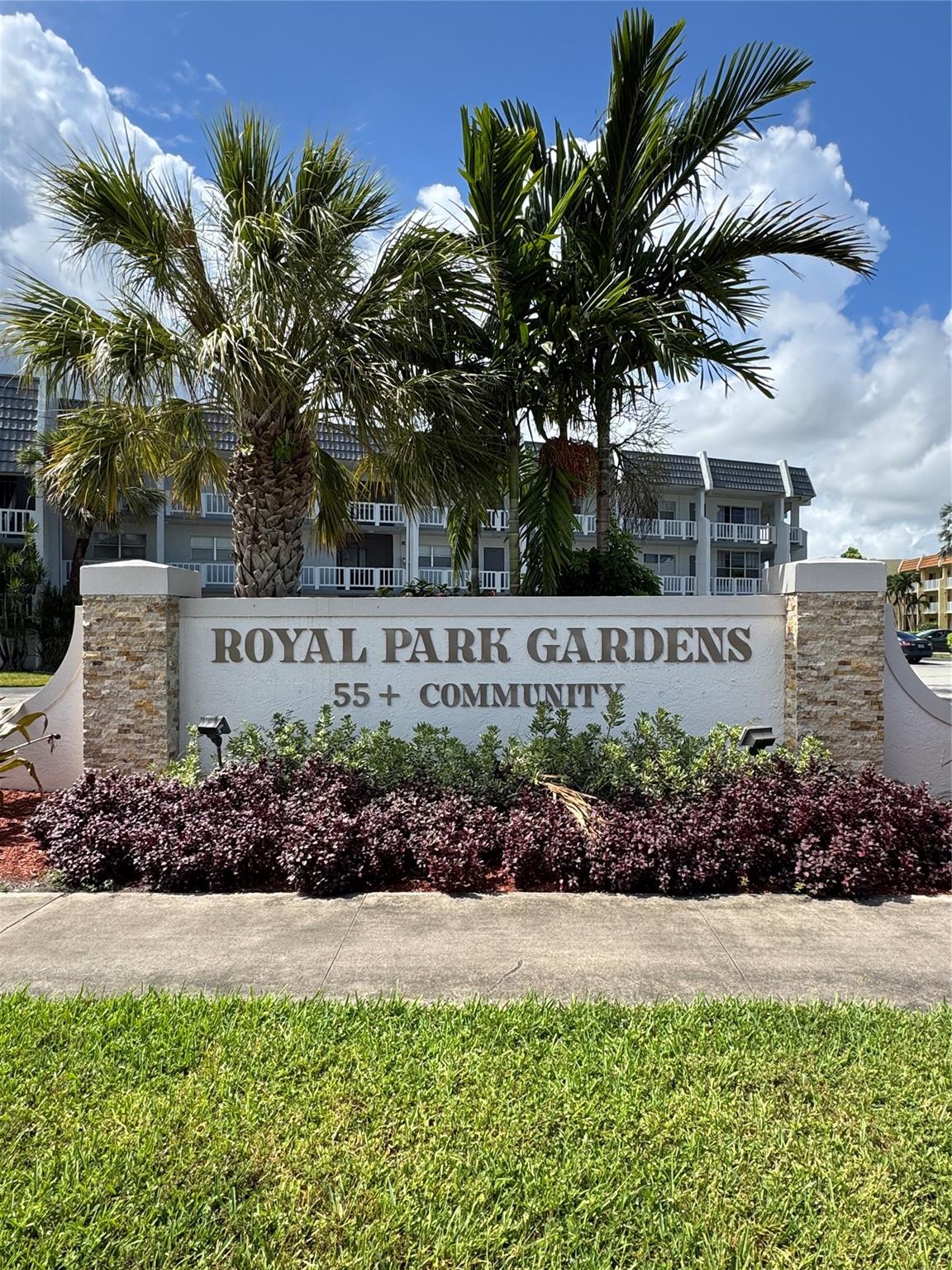 Amazing Find In One Of Margate's Most Sought After Resort Style 55+ Communities, Royal Park Gardens! This Spacious 1 Bedroom, 1 1/2 Bath, 3rd Floor Apartment With Steps From The Elevator, Private 1/2 Bath Is Perfect For Guests. Oversized Master Bedroom With Private Restroom & Access To The Screened Patio With Panoramic Views Of The Garden Courtyard & Beautiful Canal View. Rent Includes Water & Trash. This Beauty Is Located Only Steps To The Pool and Near Clubhouse, Shuffle Board & Tennis Court. Enjoy Senior Living At It's Finest. This Is A Must See!
***Adult Residents 18+ Welcome, With At Least One Primary Occupant 55+***