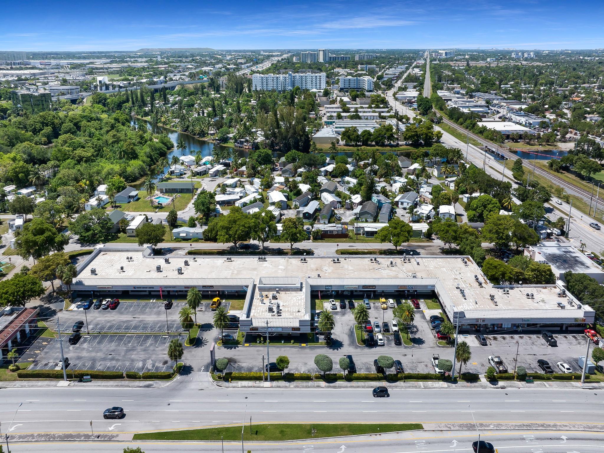 Retail spaces available for lease in Fort Lauderdale’s Uptown neighborhood, located along the busy Cypress Creek and Powerline Road corridor. This central location is in one of Broward County’s largest employment hubs, with 70,000 jobs nearby and adjacency to Pine Crest School for steady foot traffic. Suites offer full glass storefronts, excellent natural light, strong signage opportunities, and ample on-site parking. The modern, open layouts are ideal for retail, fitness, showroom, furniture, and more. With high visibility and easy access, this is a prime spot for businesses looking to grow in a thriving commercial district.
Suite 905 / 3,143 SF (max. contiguous being 4,635 SF)
Suite 903 / 1,492 SF (max. contiguous being 4,635 SF)
Suite 949 / 1,604 SF
Price: $25/SF (NNN $11.64)