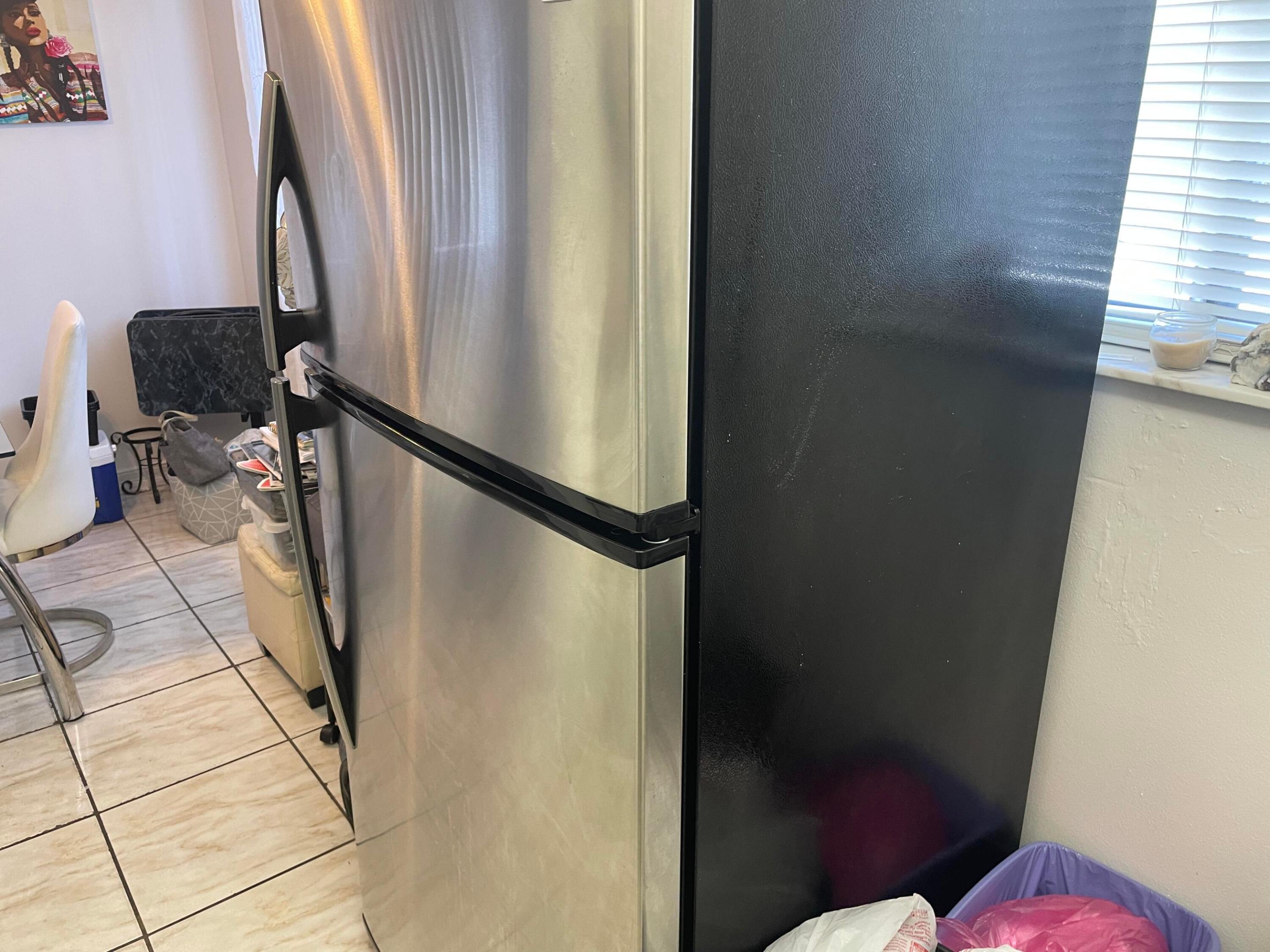 VILLAGE GREEN - Residential