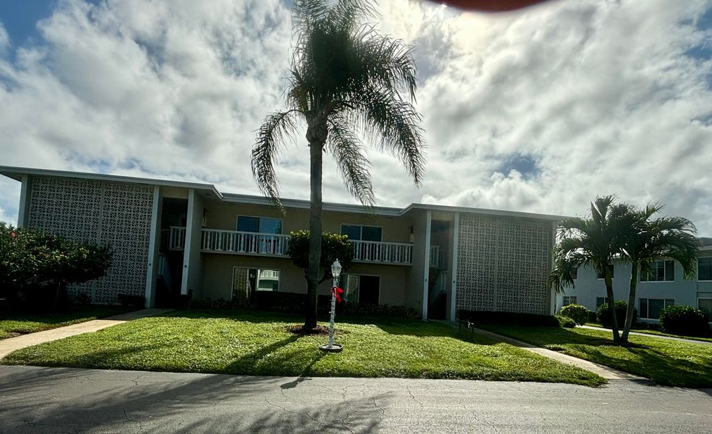 Photo of 200 Main Boulevard #2-D, Boynton Beach, FL 33435 (MLS # R11145953)