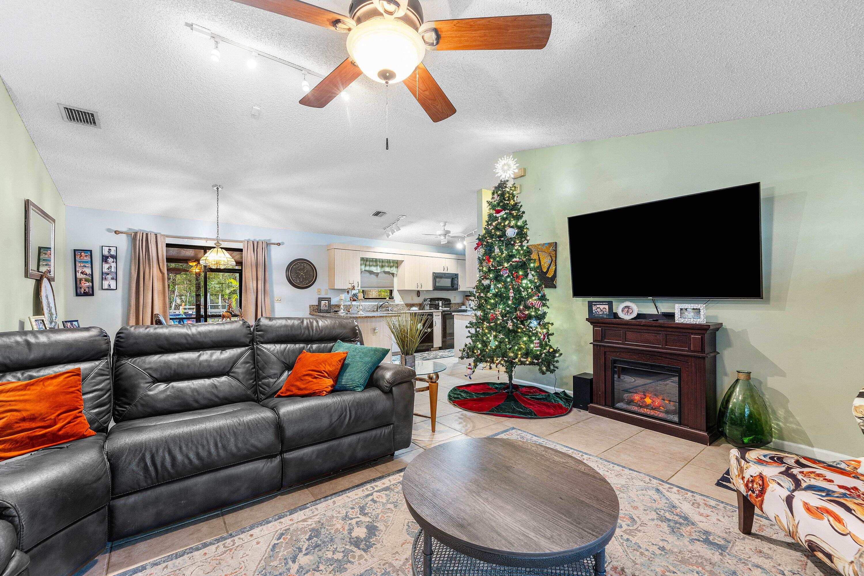 The Acreage - Residential