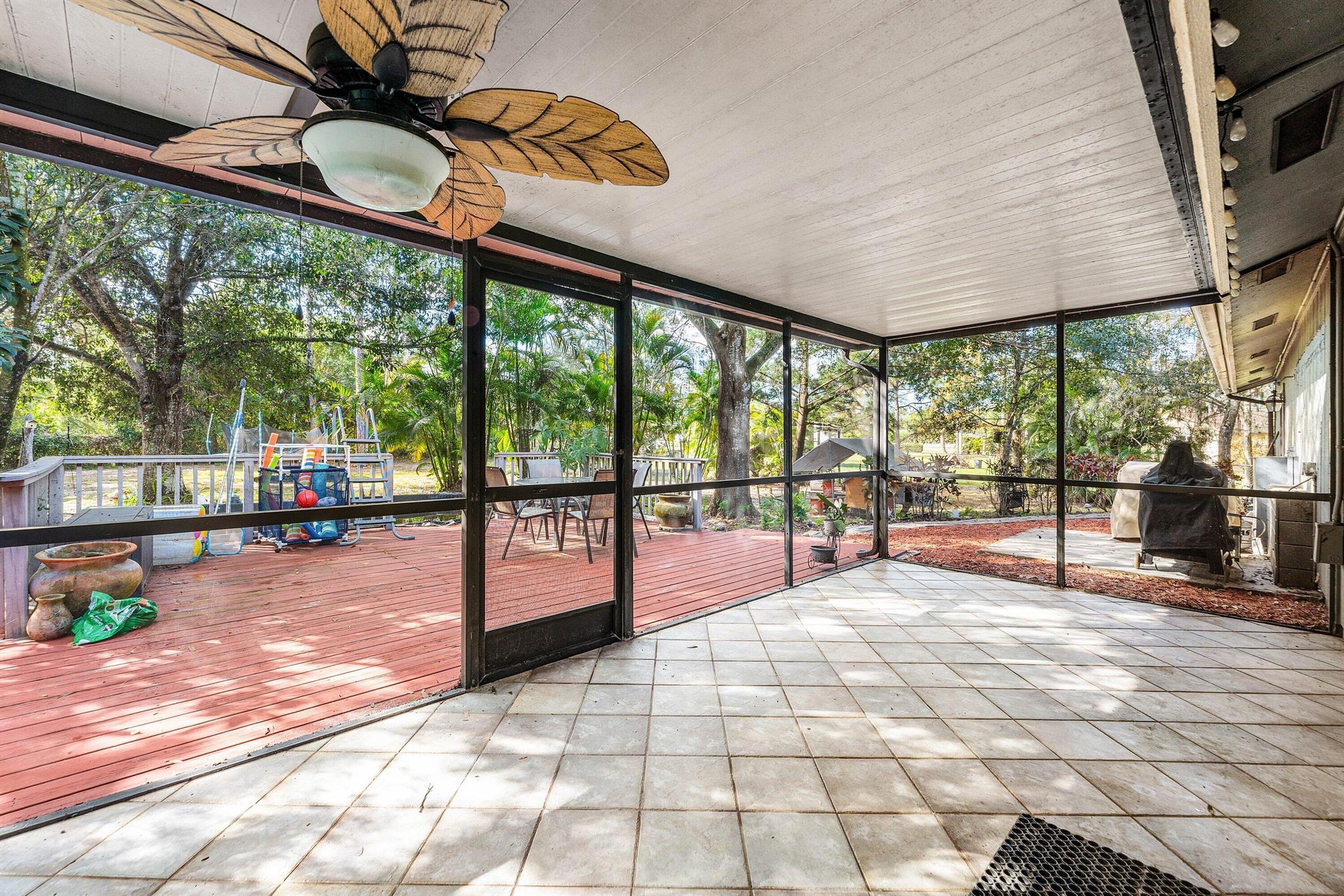 The Acreage - Residential