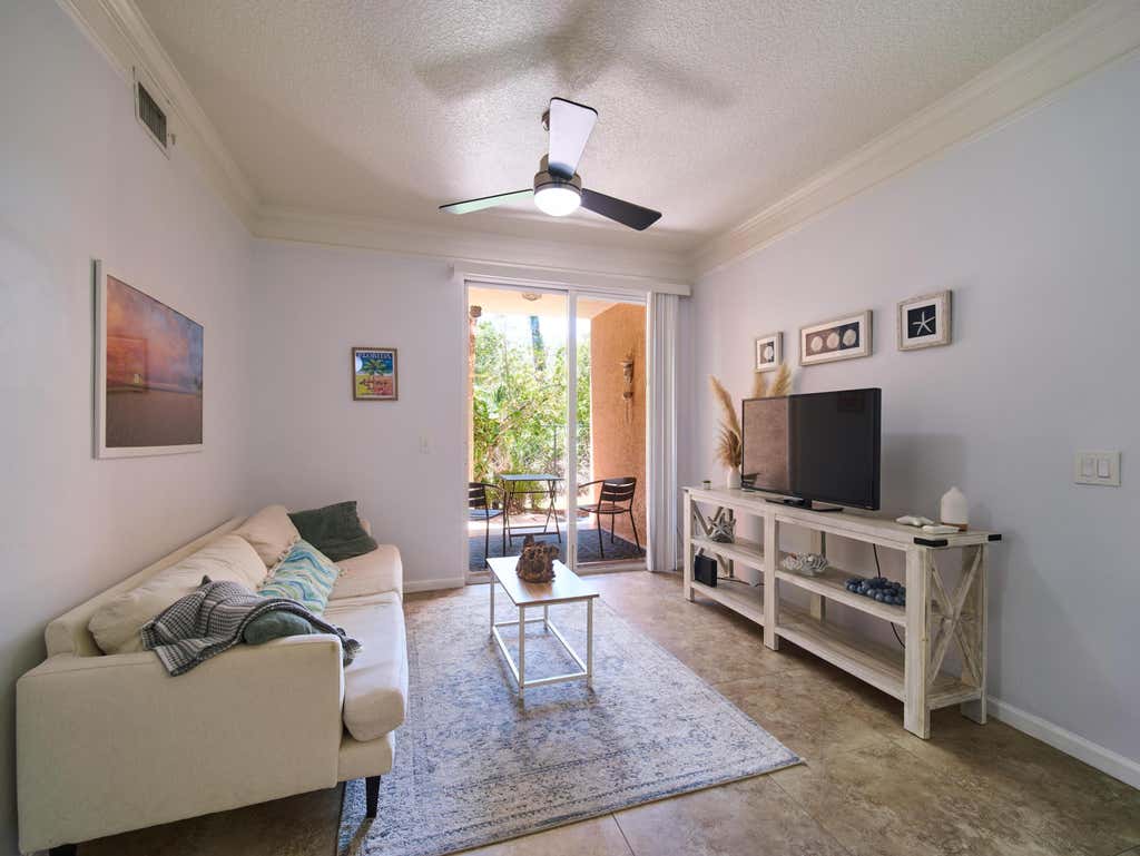 Photo of 1108 Myrtlewood Circle E, Palm Beach Gardens, FL 33418 (MLS # B26060446)