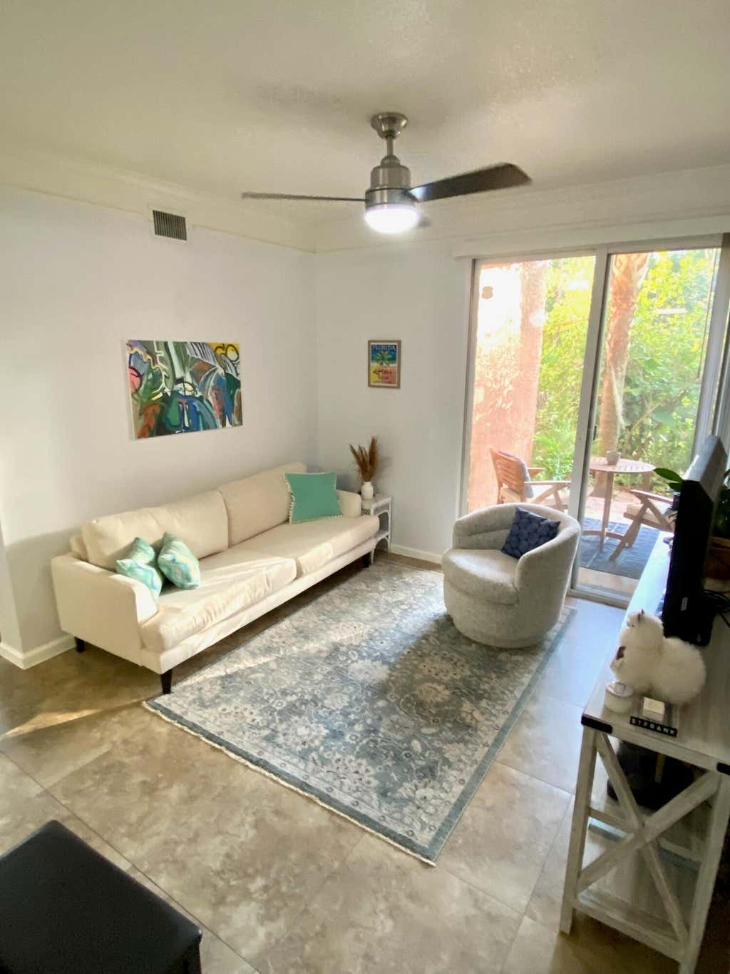 Photo of 1108 Myrtlewood Circle E, Palm Beach Gardens, FL 33418 (MLS # B26060446)