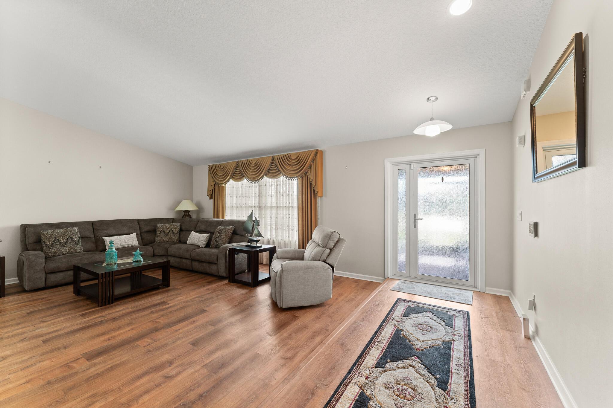 PORT ST LUCIE SECTION 21 - Residential