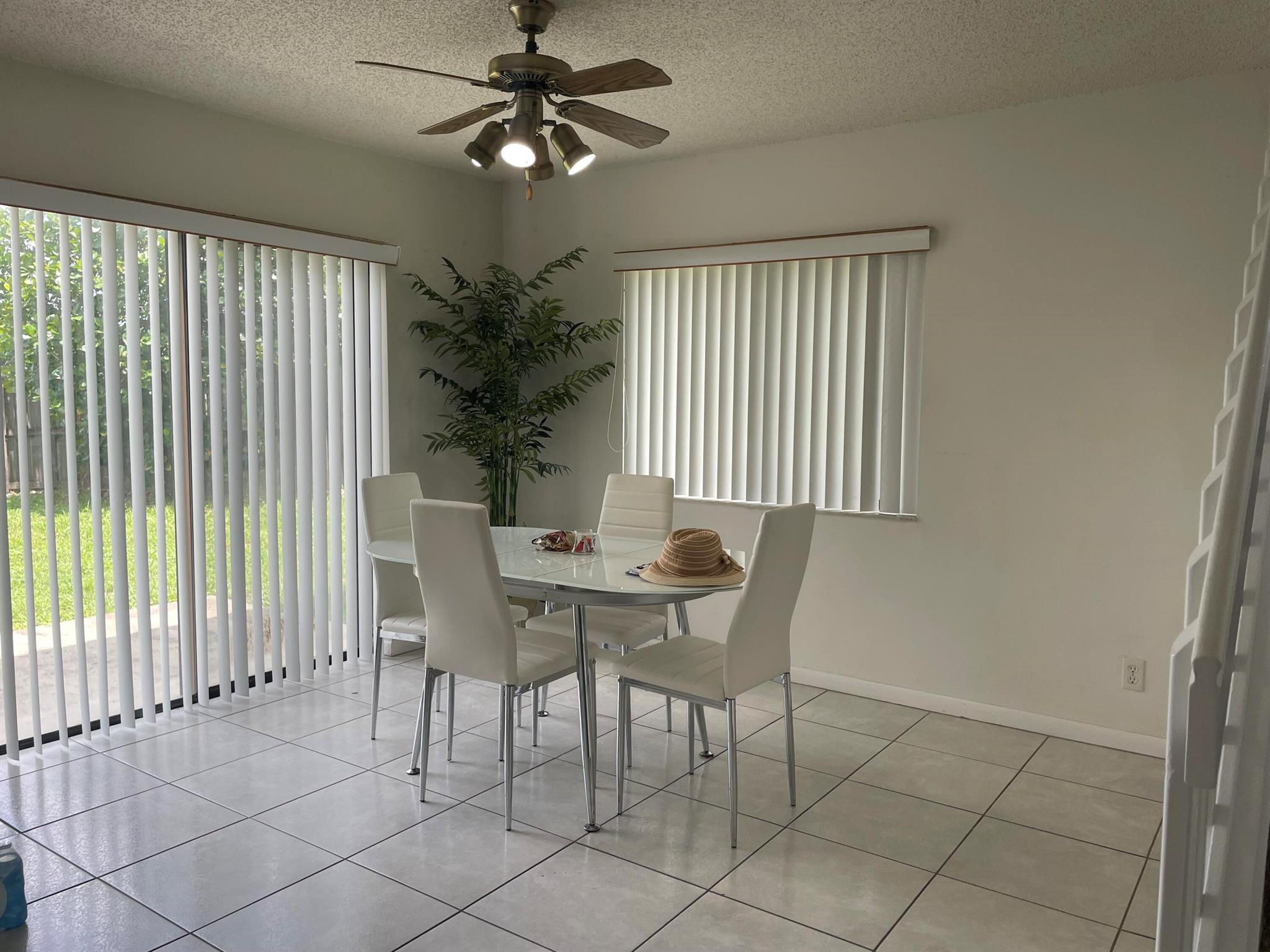 5656 Strawberry Lakes Circle