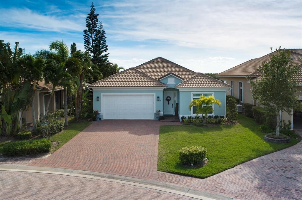 Photo of 1828 Wildcat Cove, Hutchinson Island, FL 34949 (MLS # R10698666)