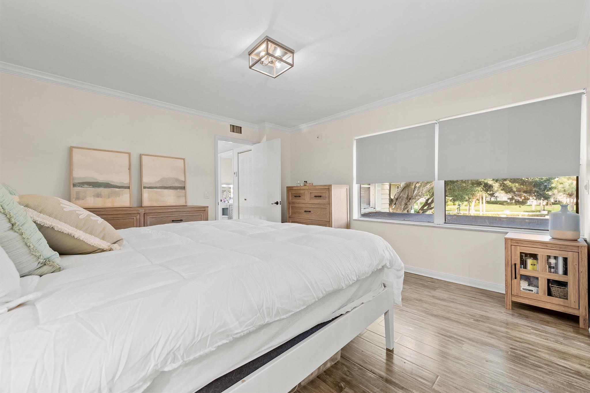 WELLESLEY AT LAKE CLARKE - Residential