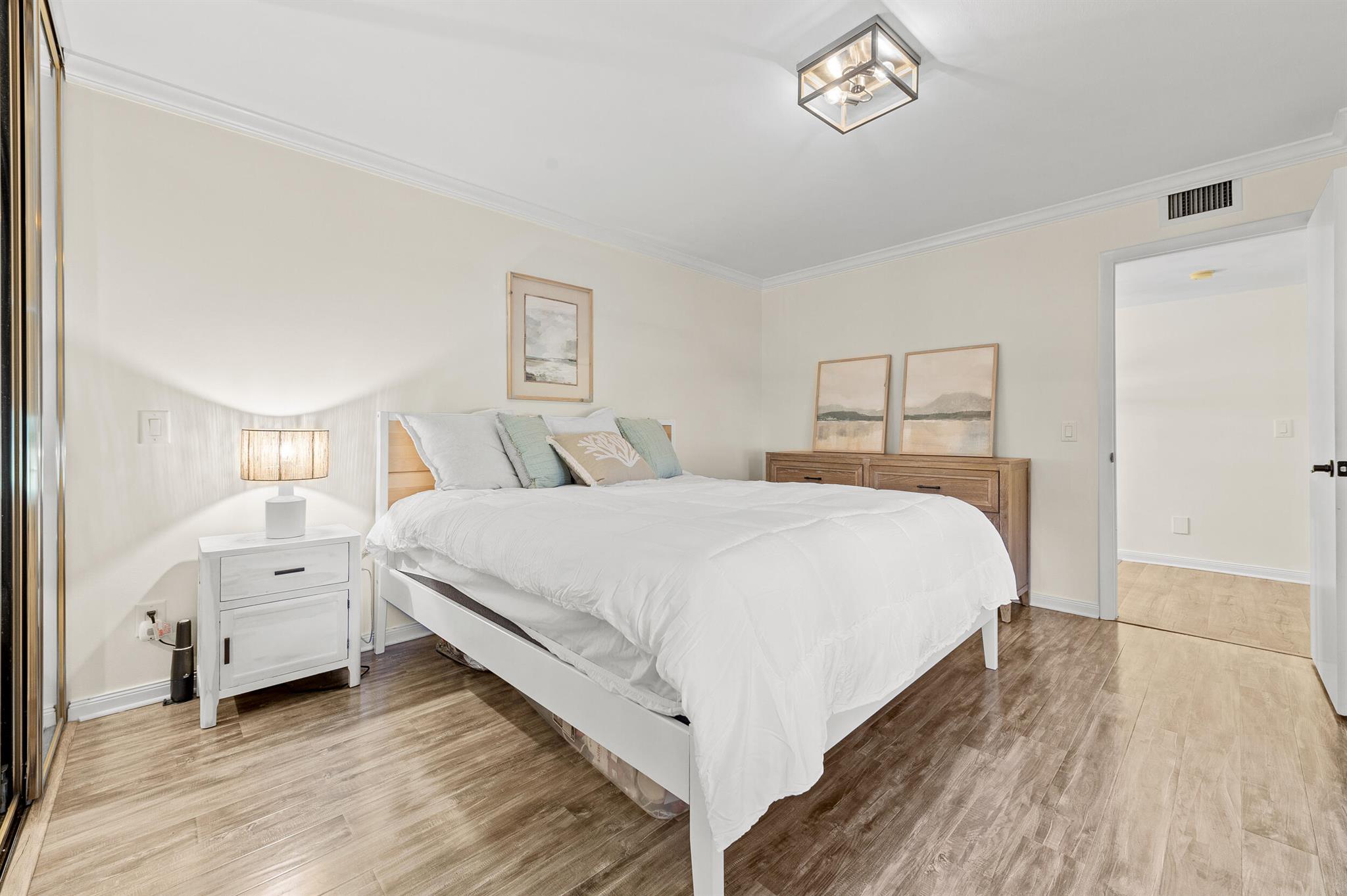 WELLESLEY AT LAKE CLARKE - Residential