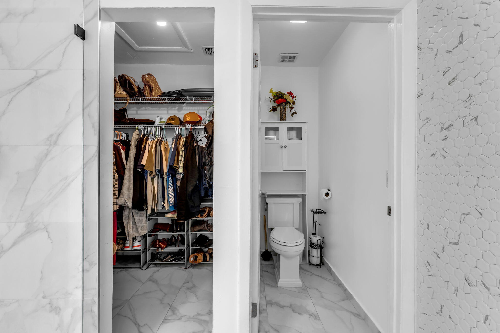 CHARLESTOWNE - Residential