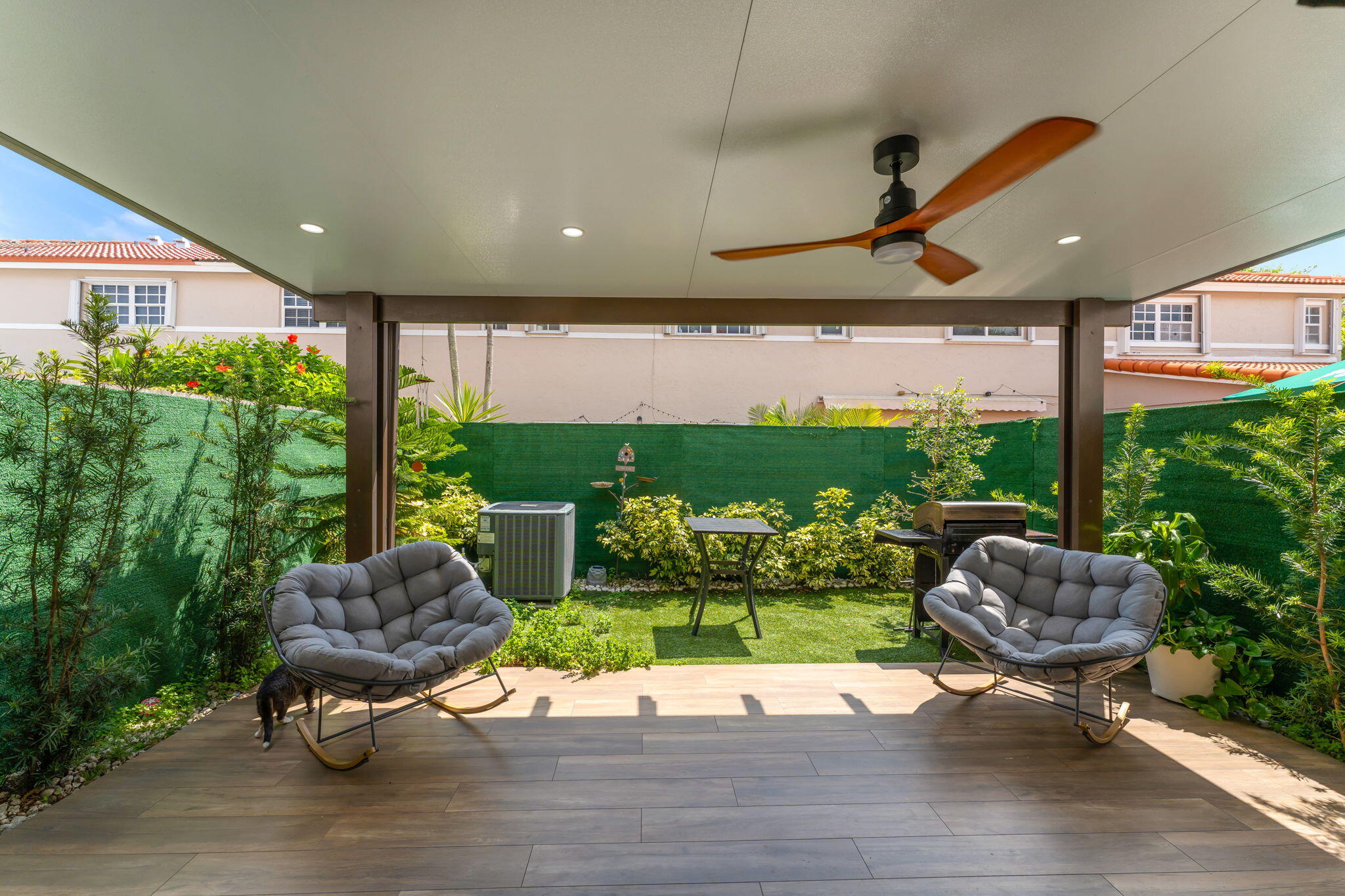 CHARLESTOWNE - Residential