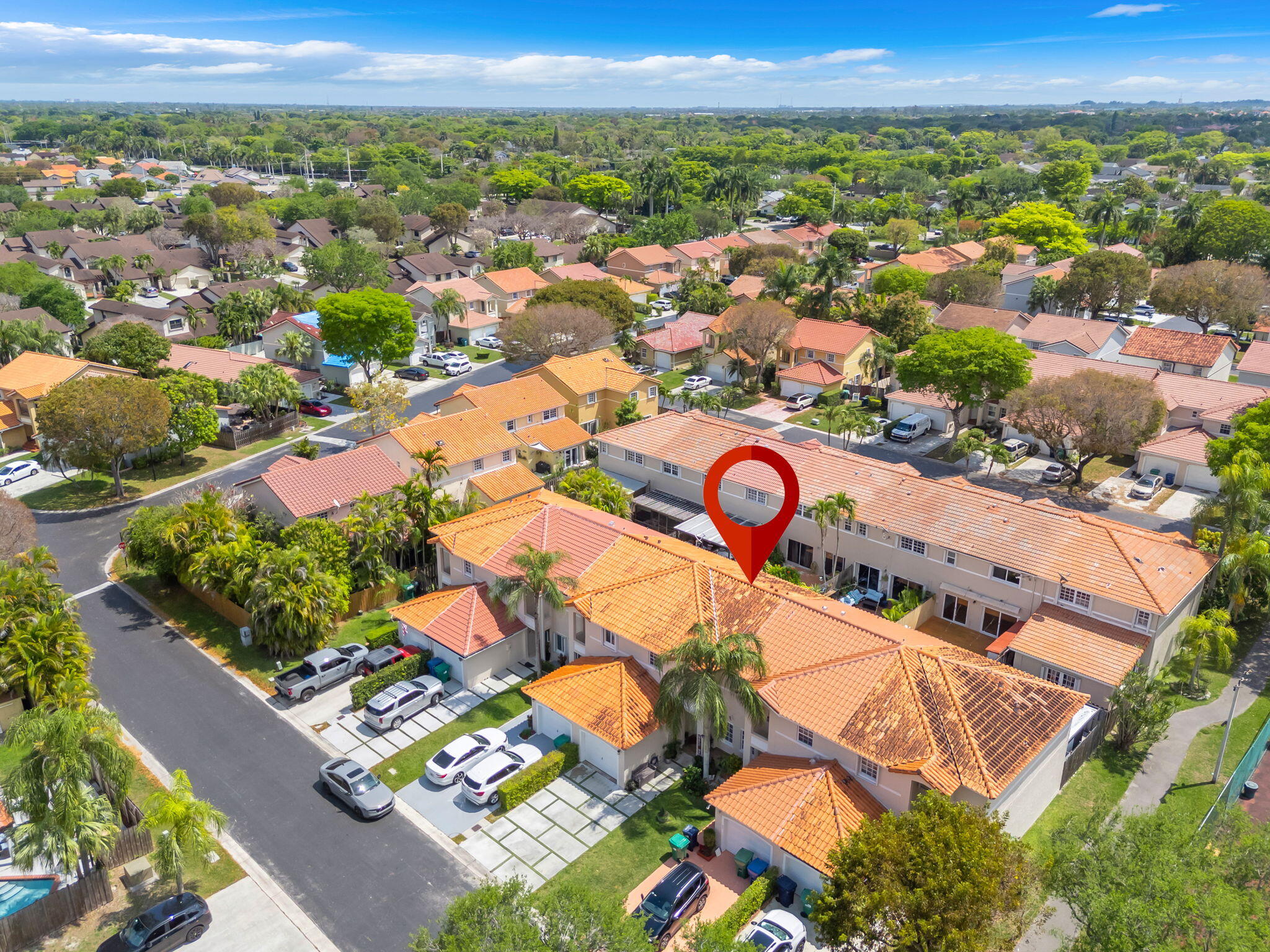 CHARLESTOWNE - Residential