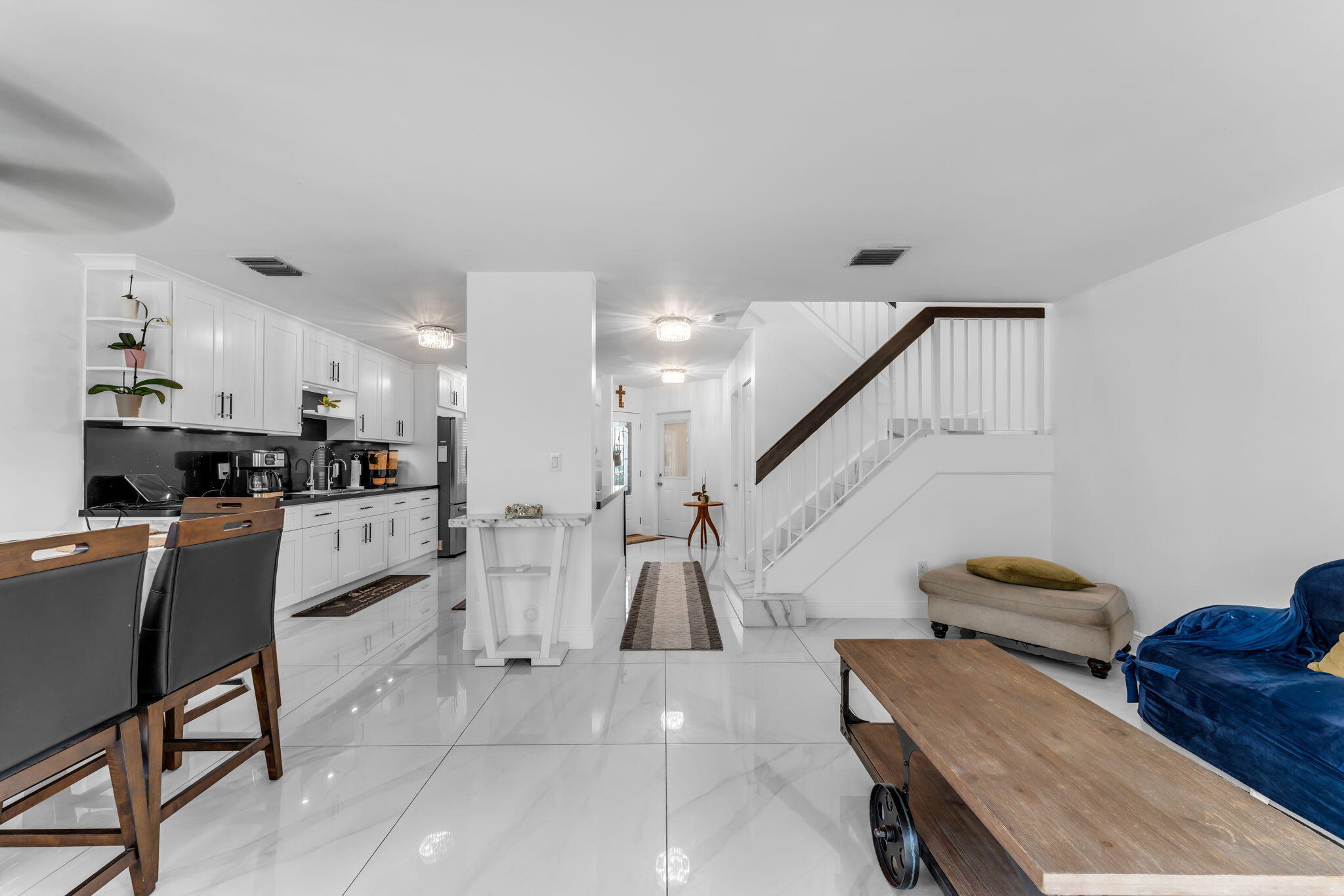 CHARLESTOWNE - Residential