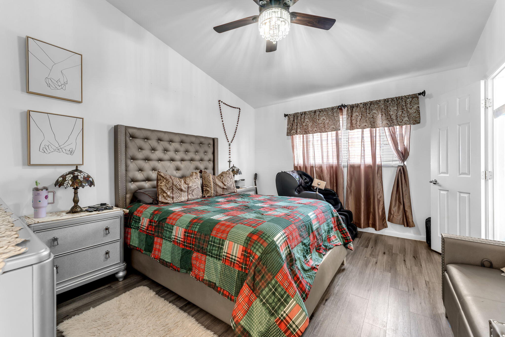 CHARLESTOWNE - Residential