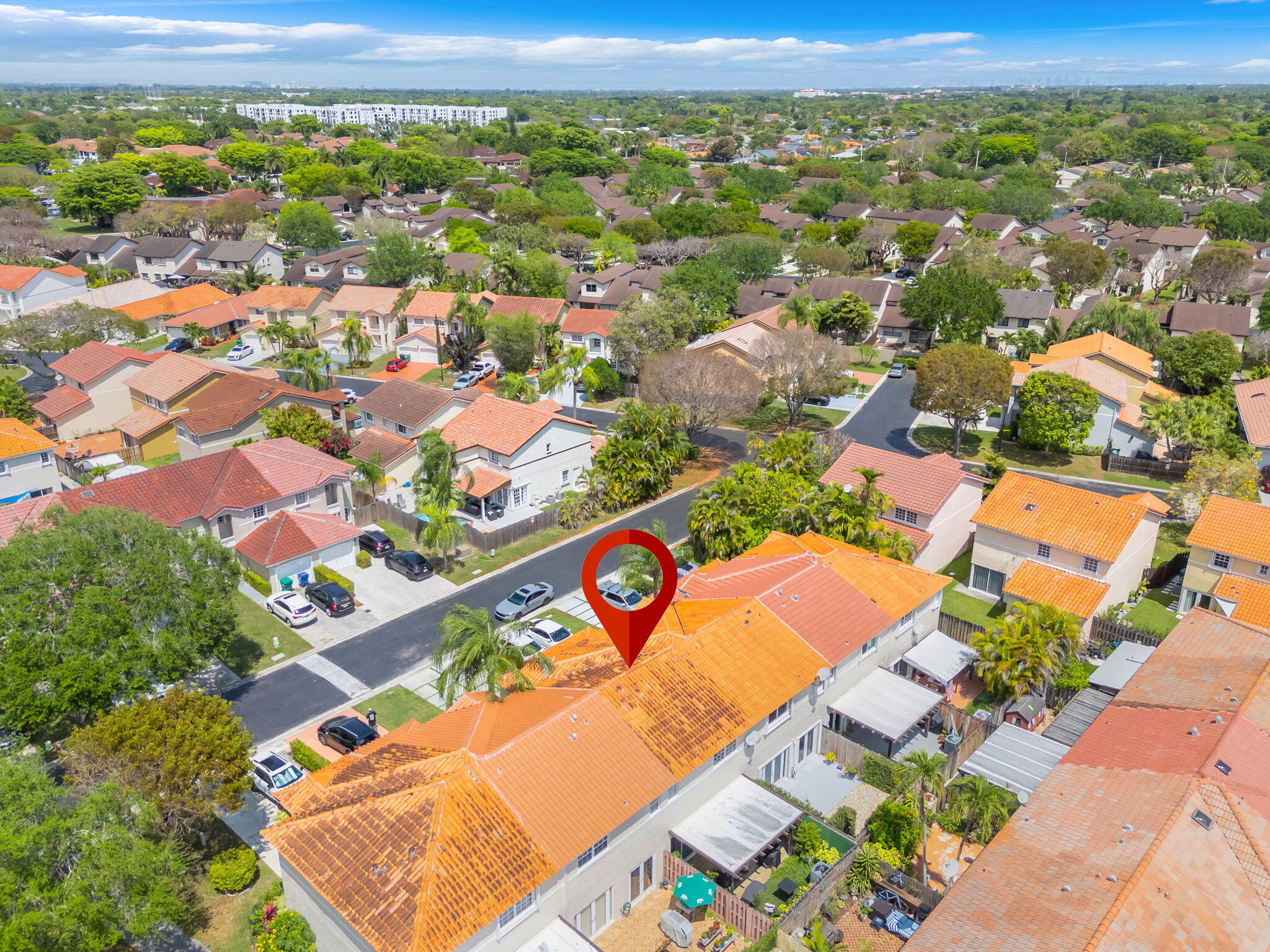 CHARLESTOWNE - Residential