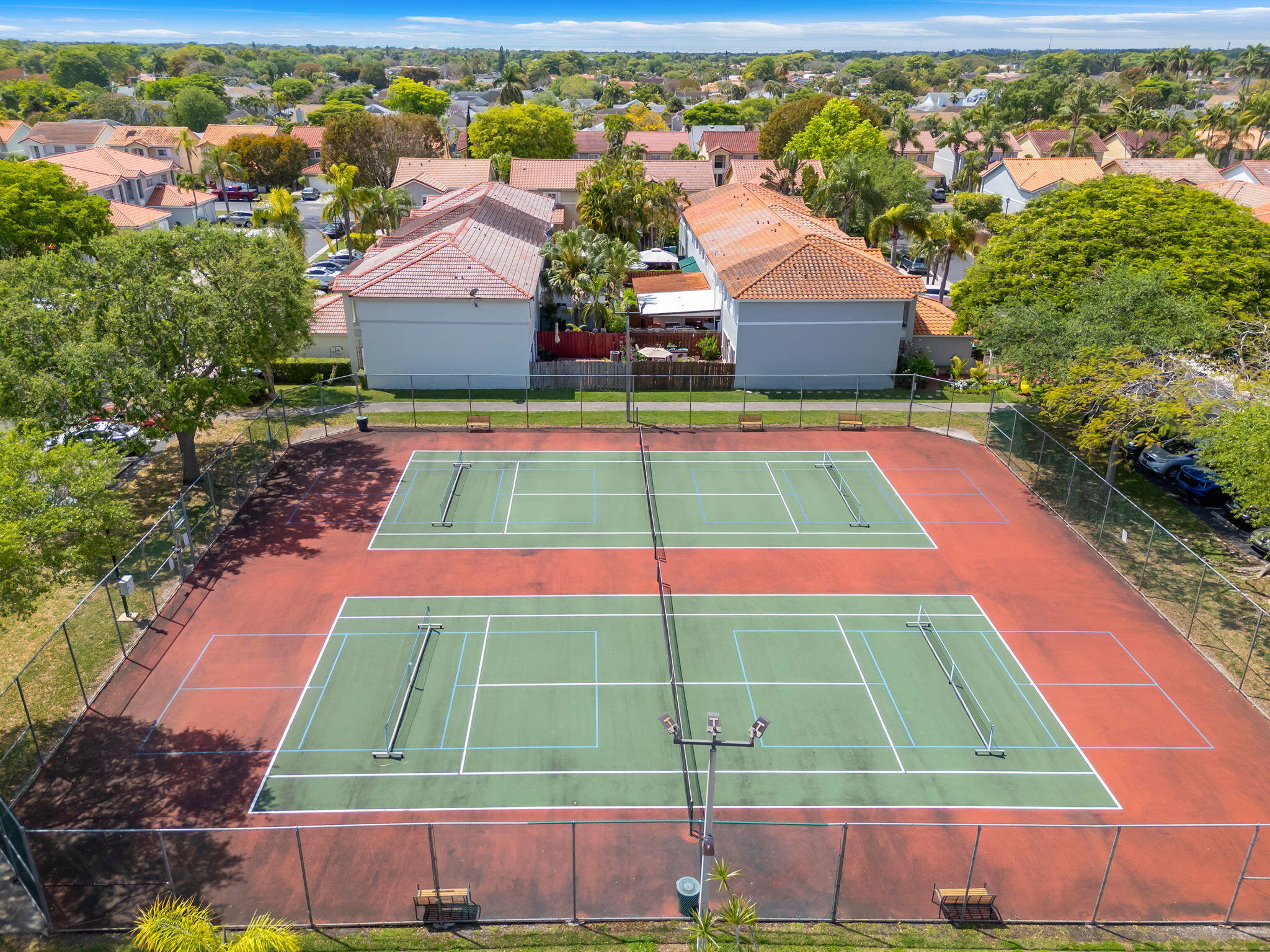 CHARLESTOWNE - Residential