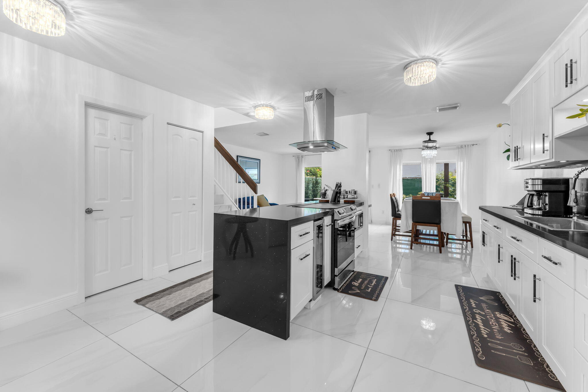 CHARLESTOWNE - Residential