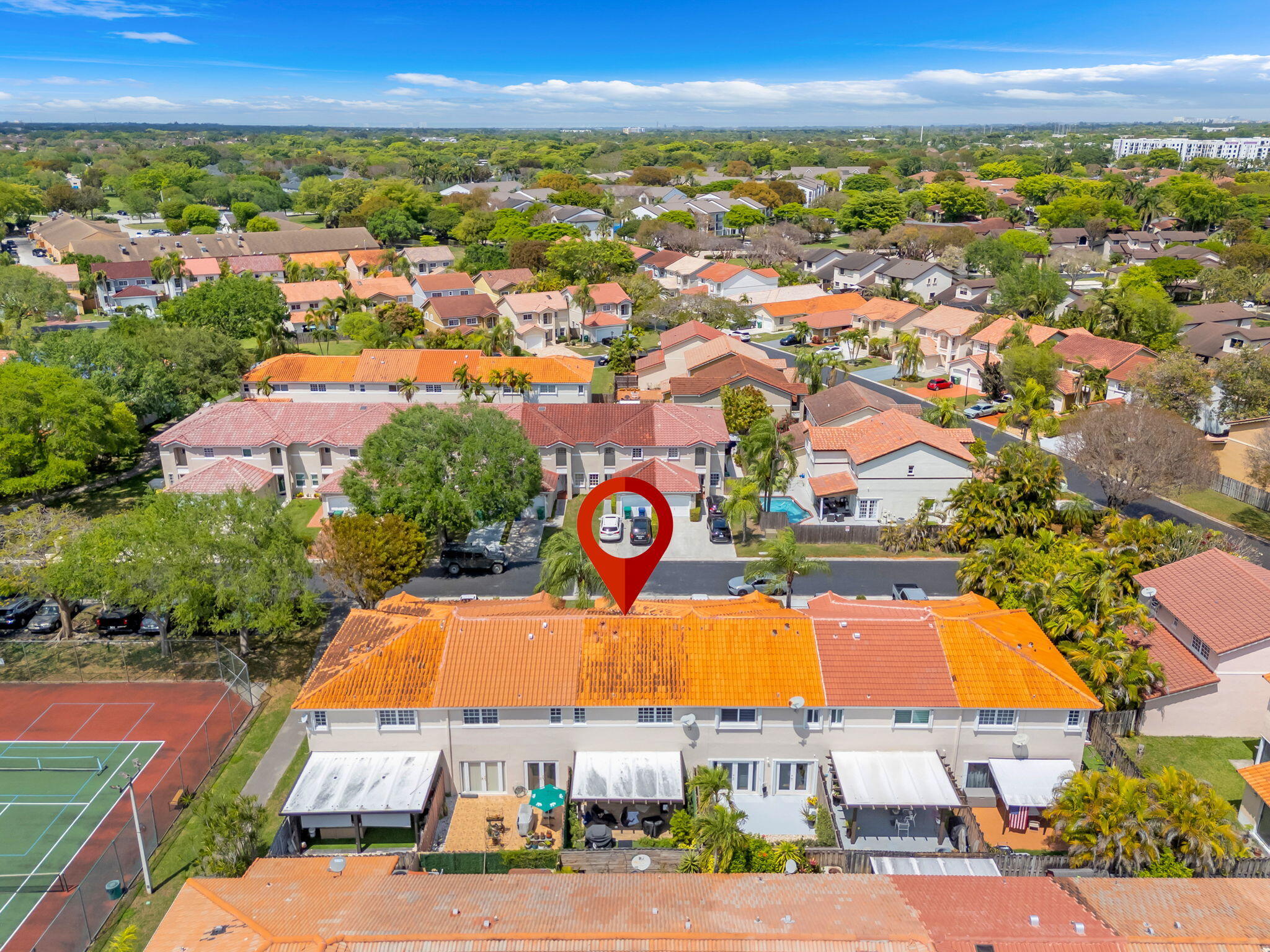 CHARLESTOWNE - Residential