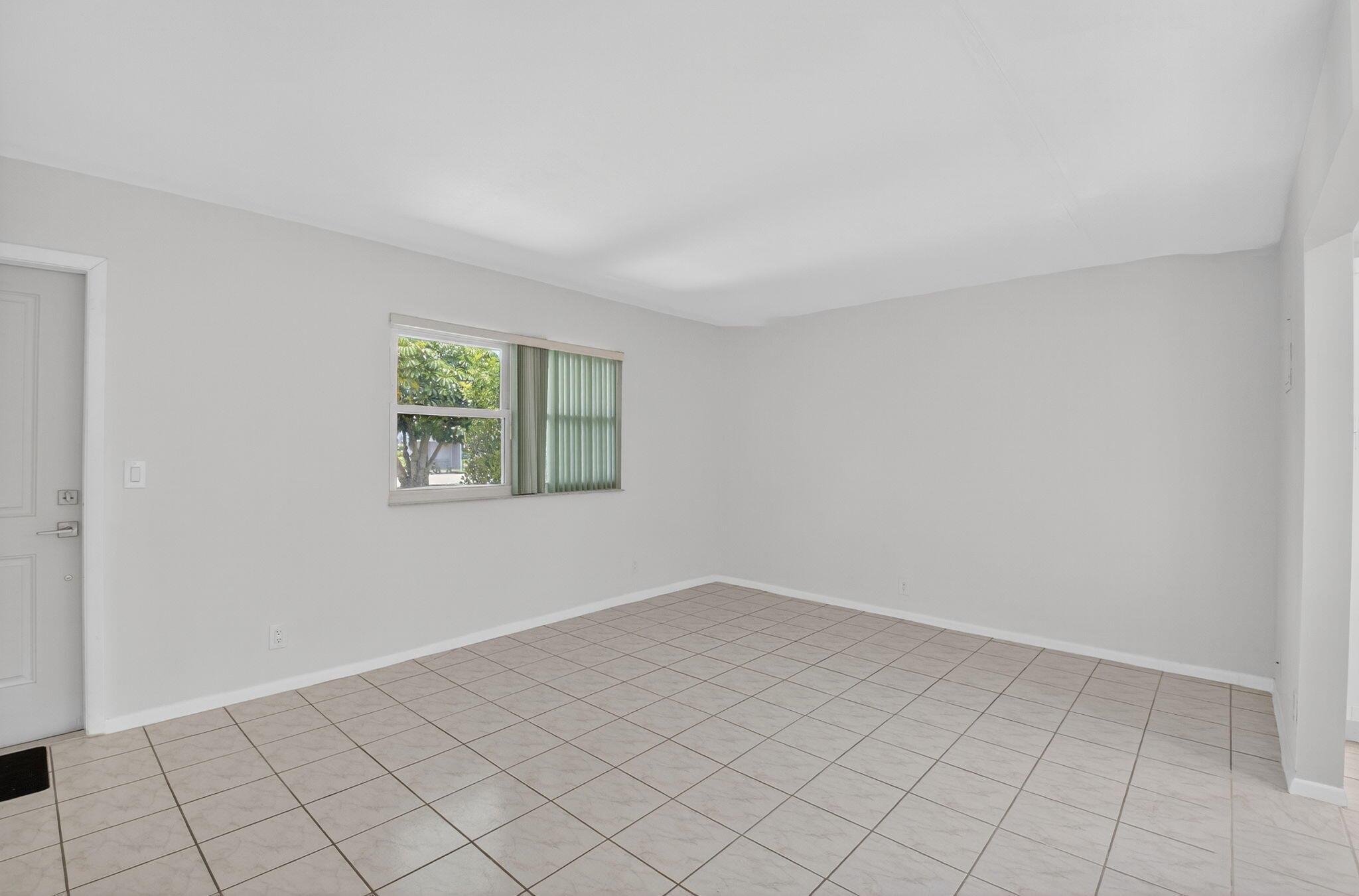 294 Tuscany F Lane, Delray Beach, FL, 33446/$135,000 4 294 Tuscany F Lane