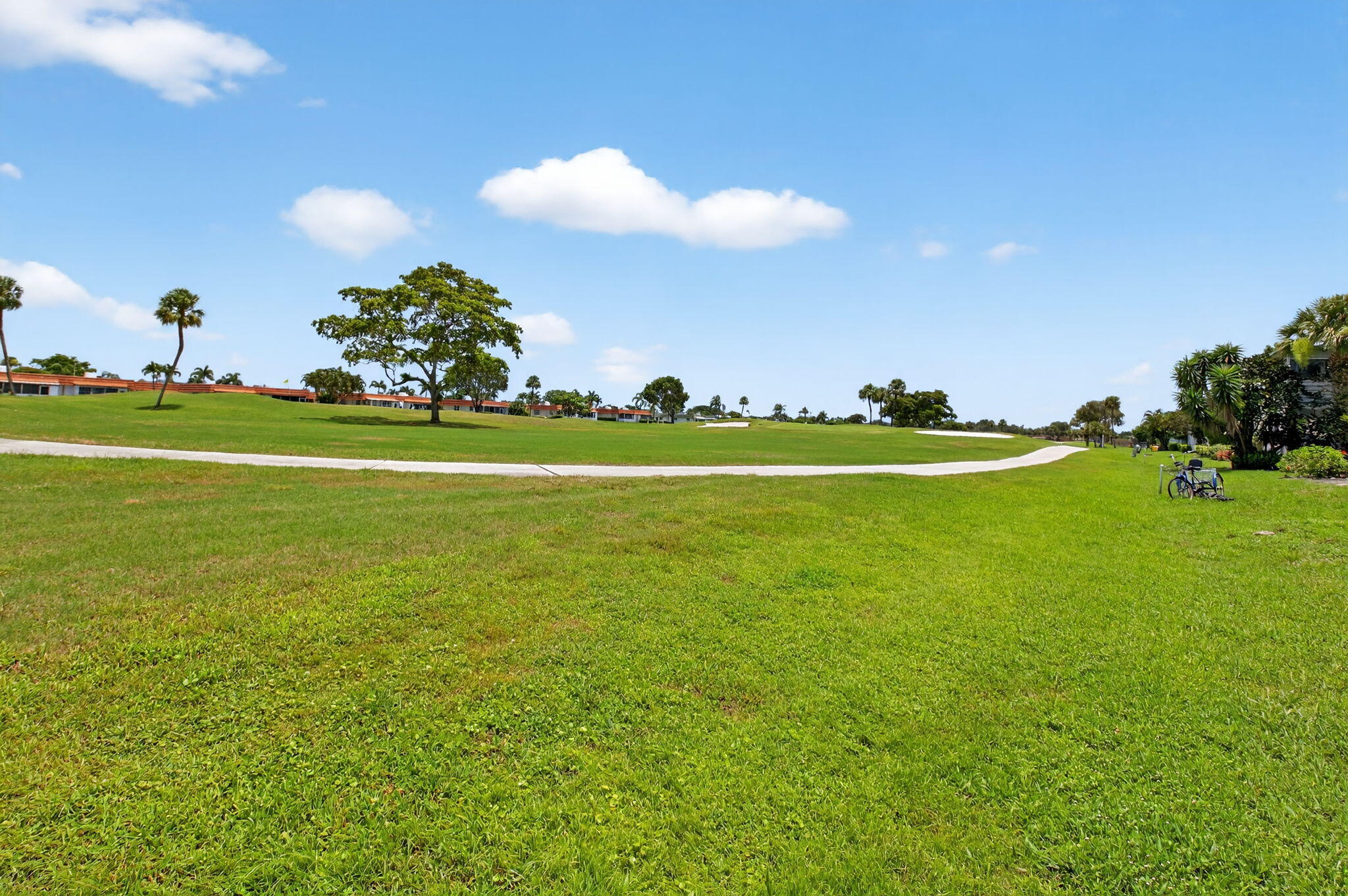 KINGS POINT TUSCANY CONDOS - Residential