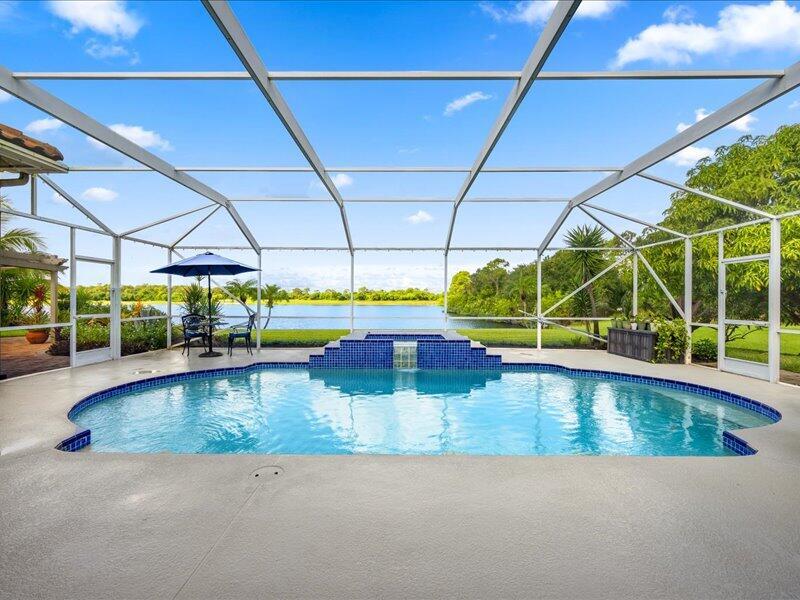 1936 SW Wood Duck Lane