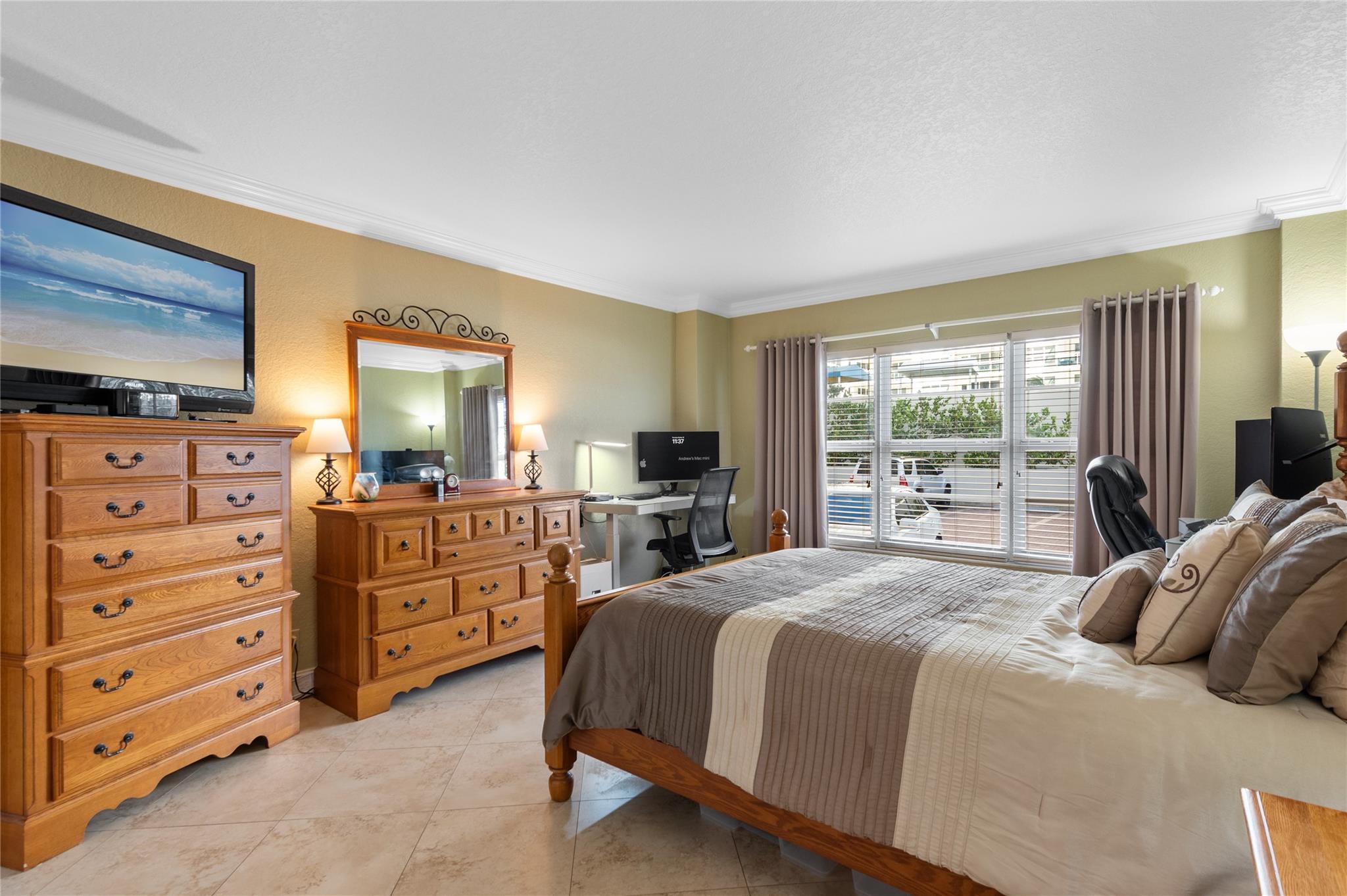 Regency Tower - Residential