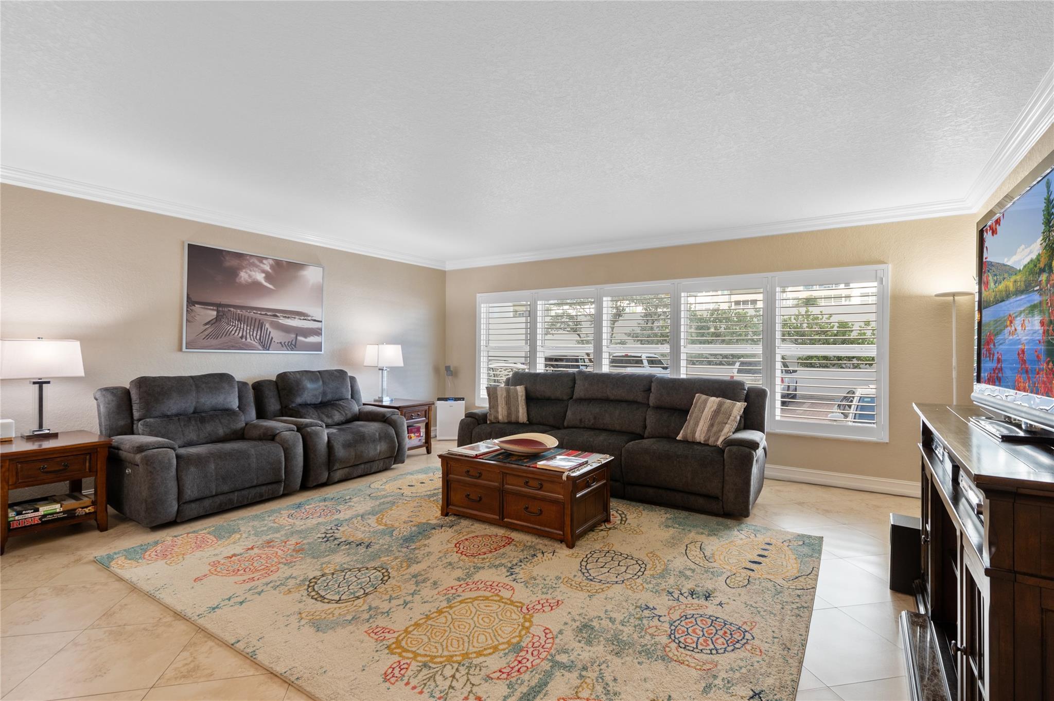 Regency Tower - Residential