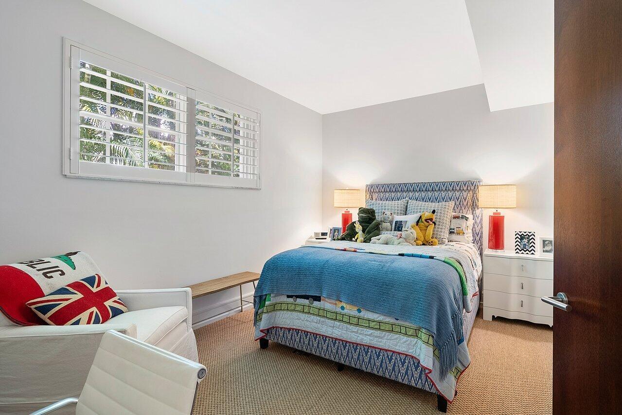 CHALET BY THE OCEAN CONDO - Residential