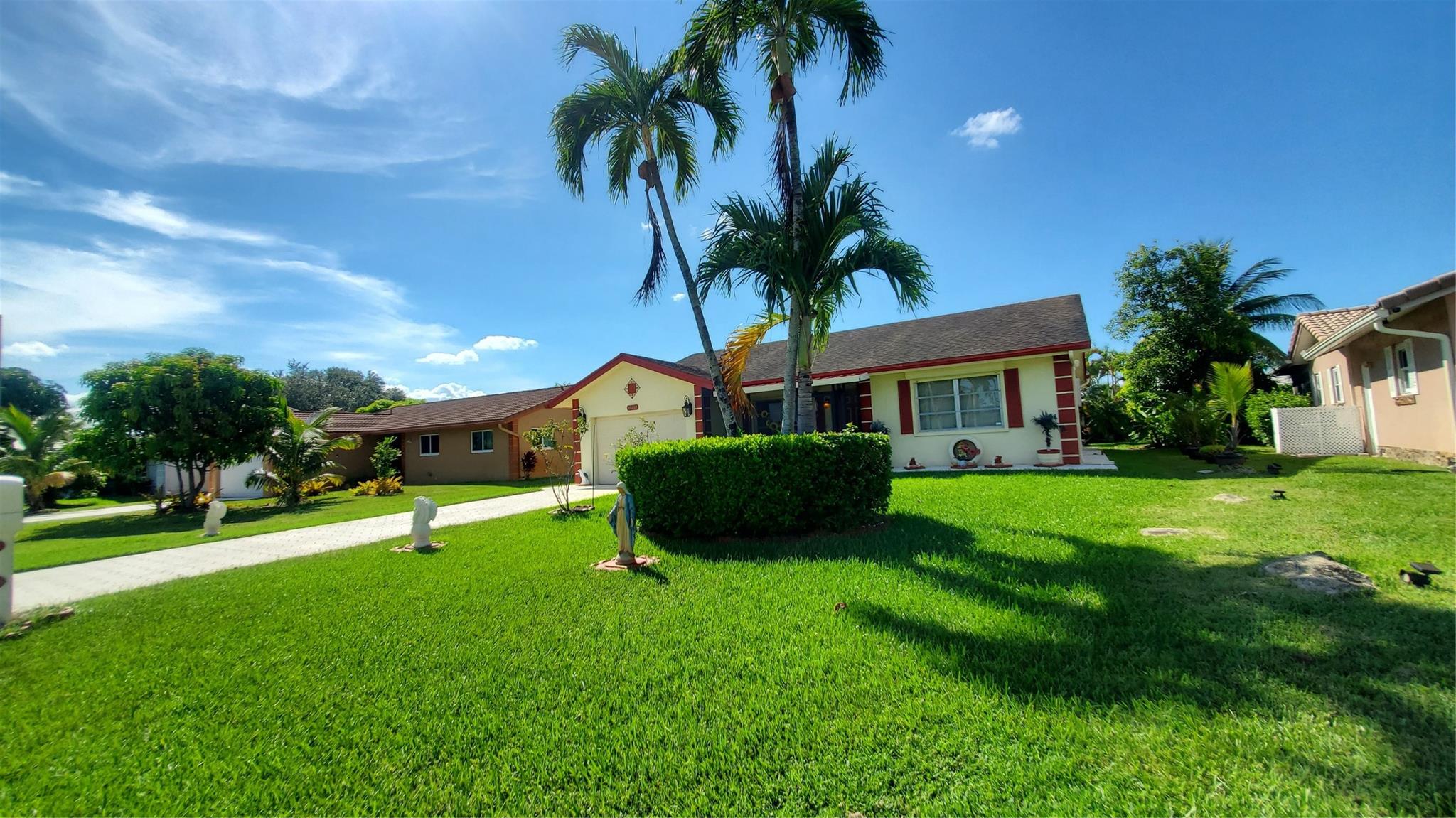 ISLES OF TAMARAC - Residential