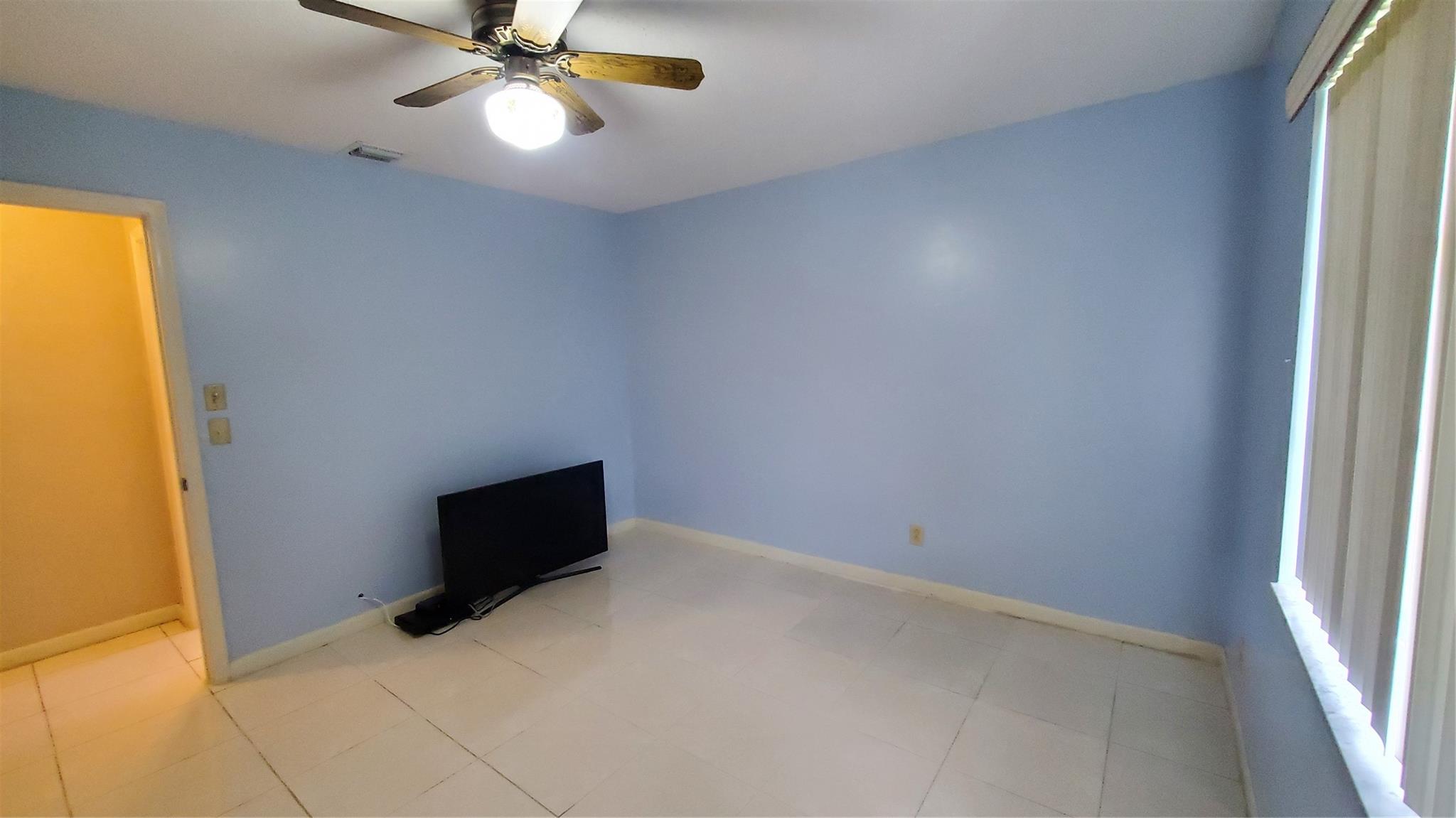 ISLES OF TAMARAC - Residential