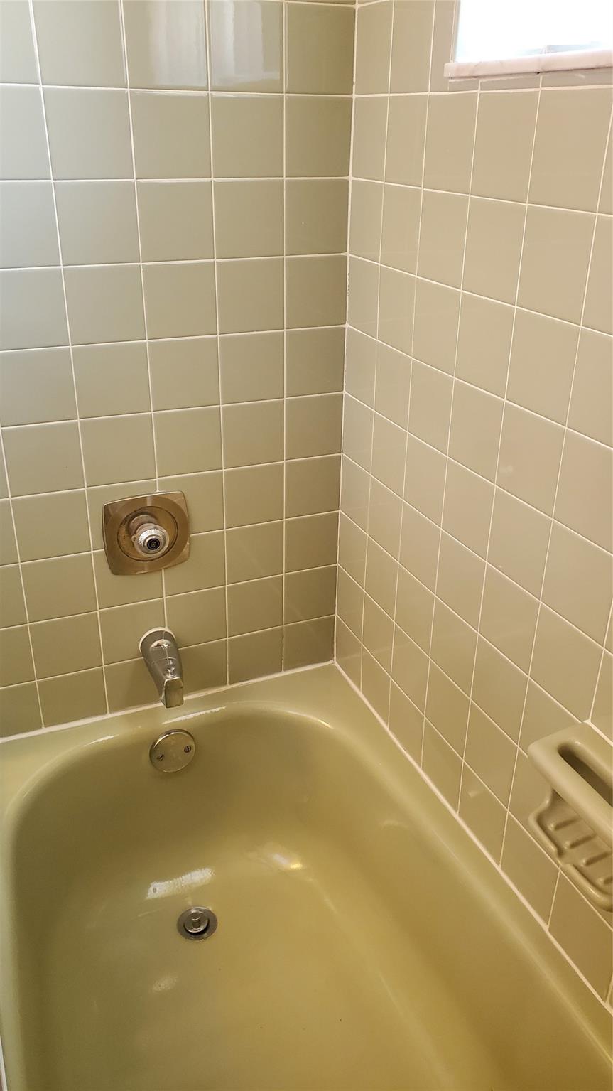 ISLES OF TAMARAC - Residential