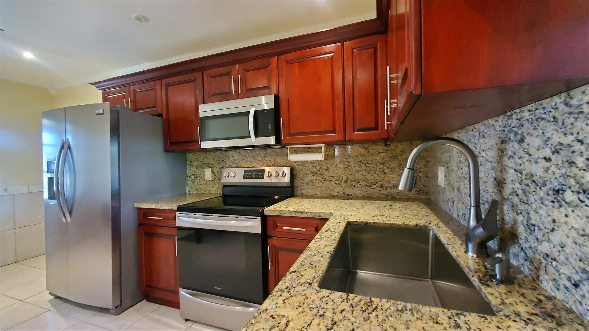 ISLES OF TAMARAC - Residential