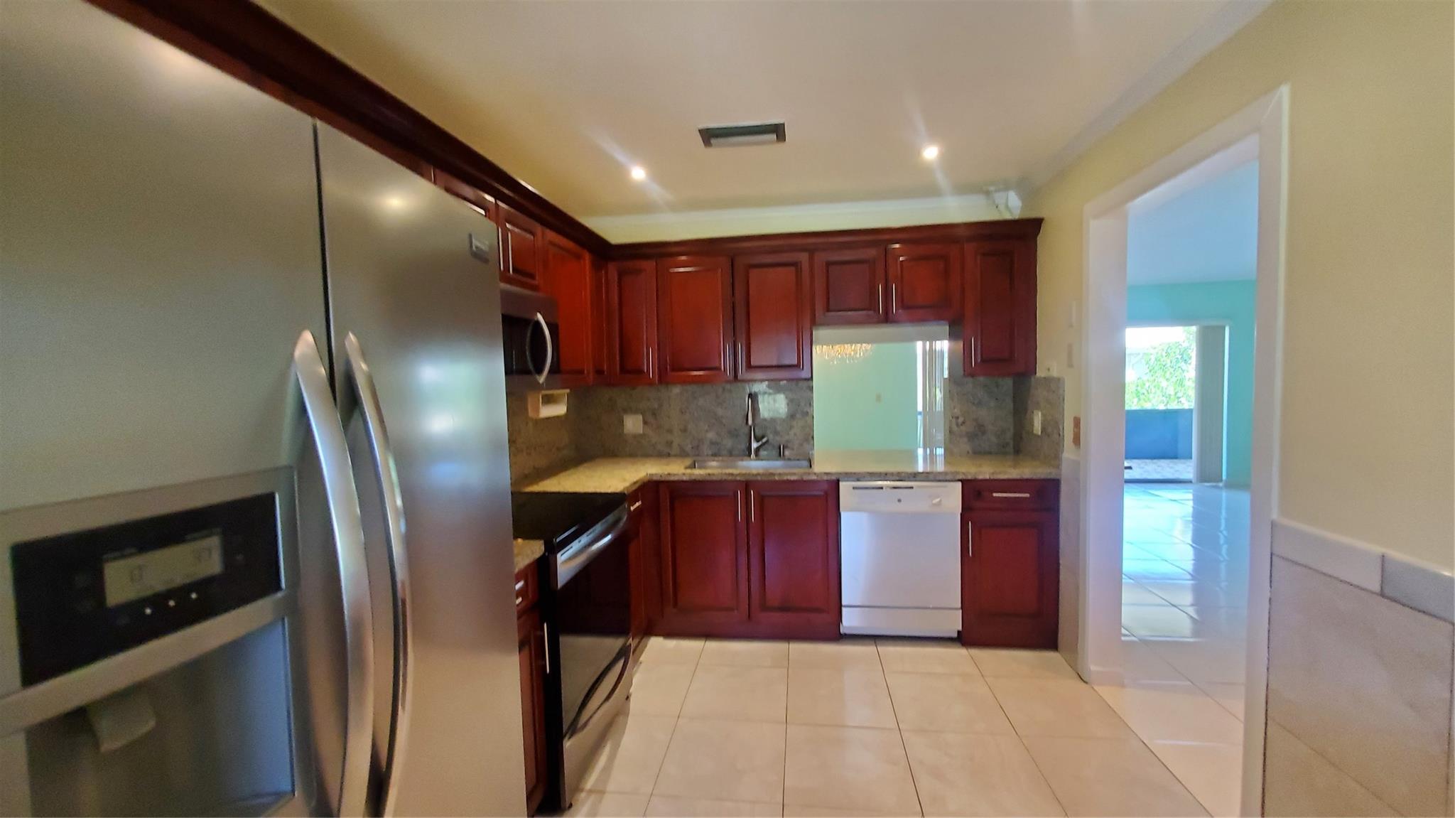 ISLES OF TAMARAC - Residential