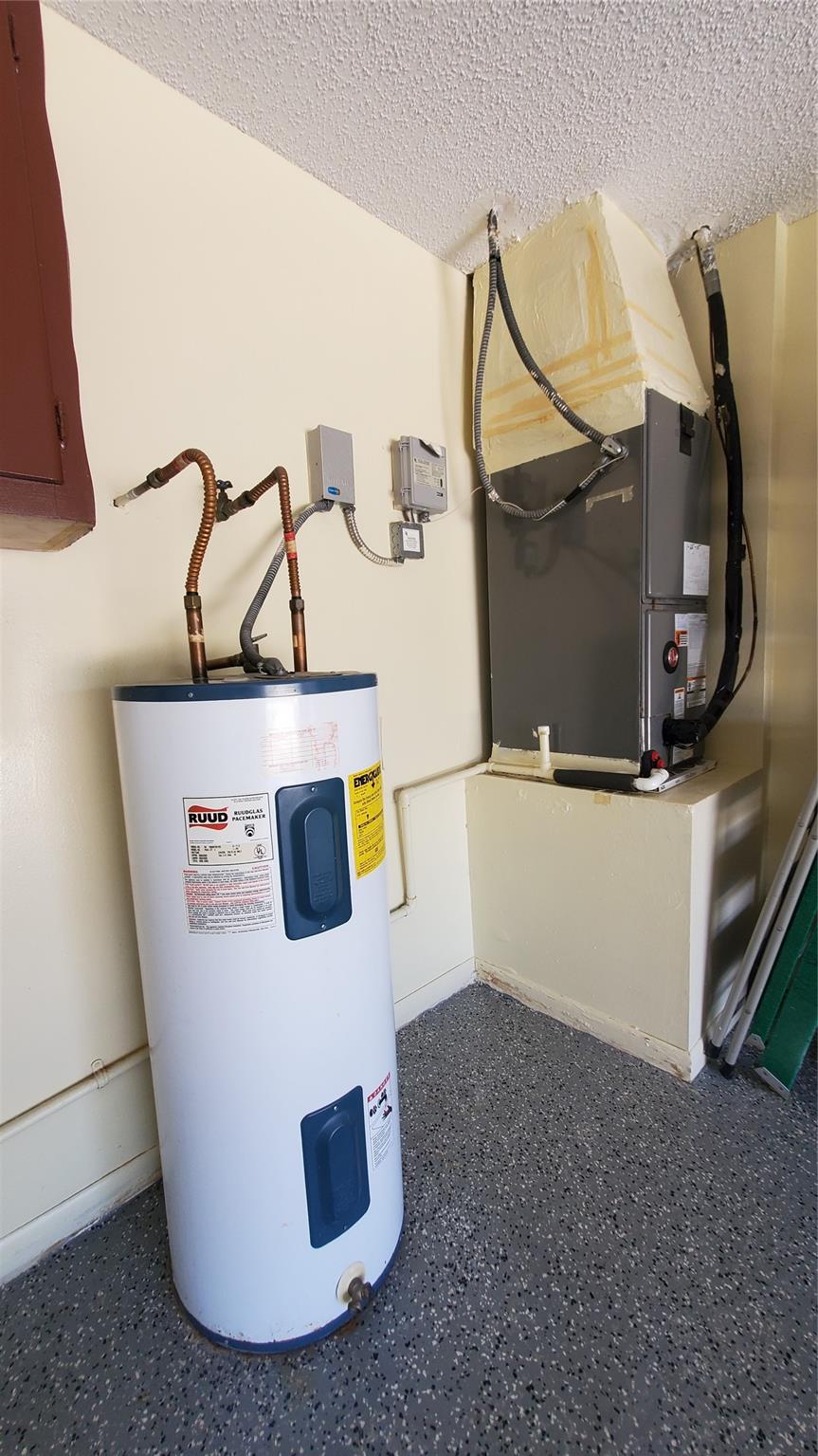 ISLES OF TAMARAC - Residential